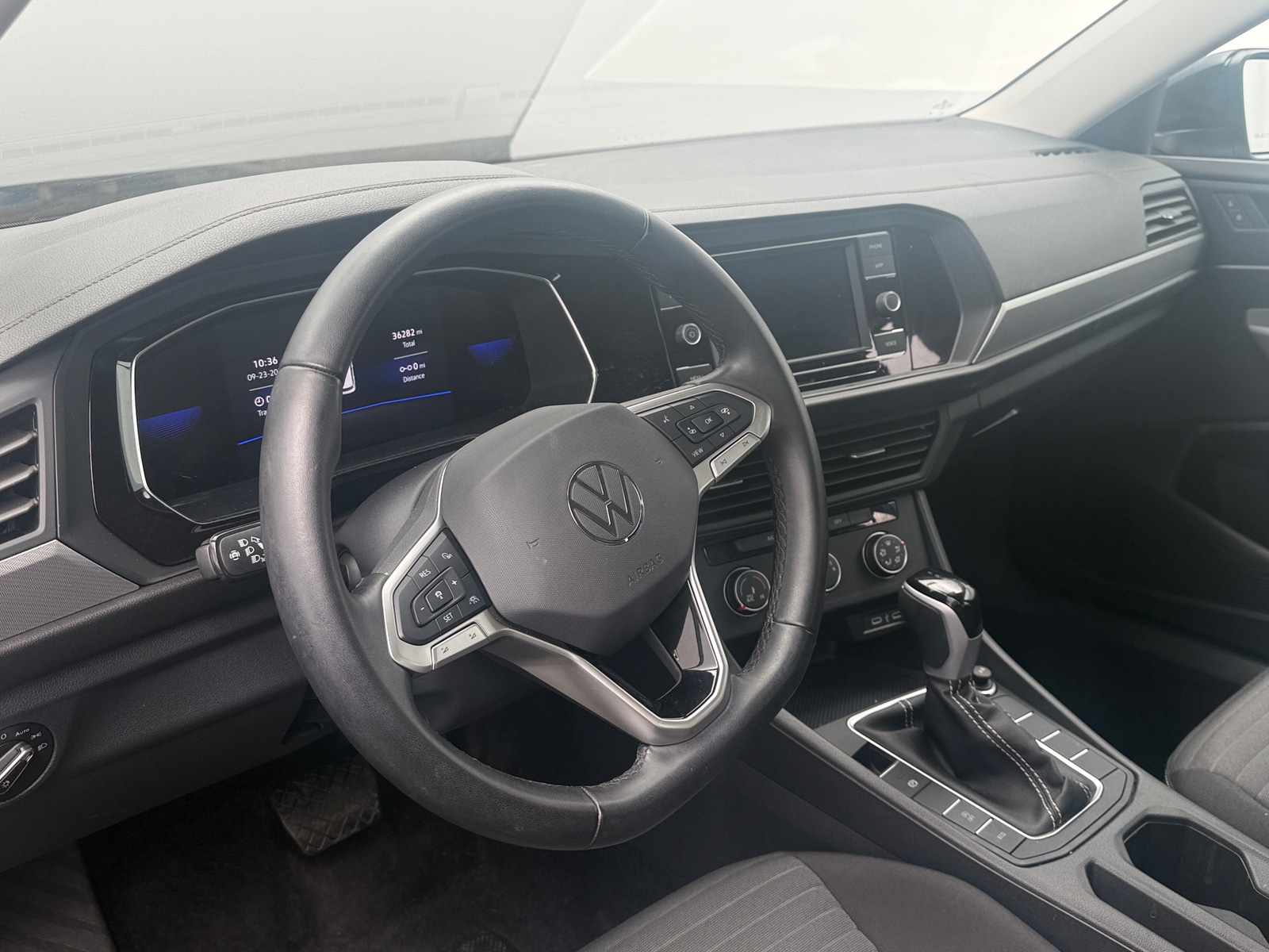 Thumbnail: 2024 Volkswagen Jetta - 5