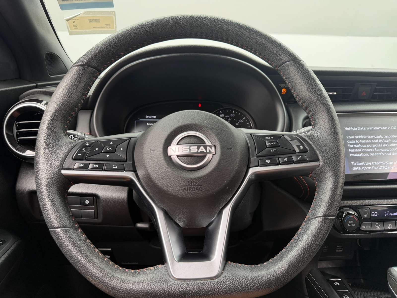 Thumbnail: 2023 Nissan Kicks - 4