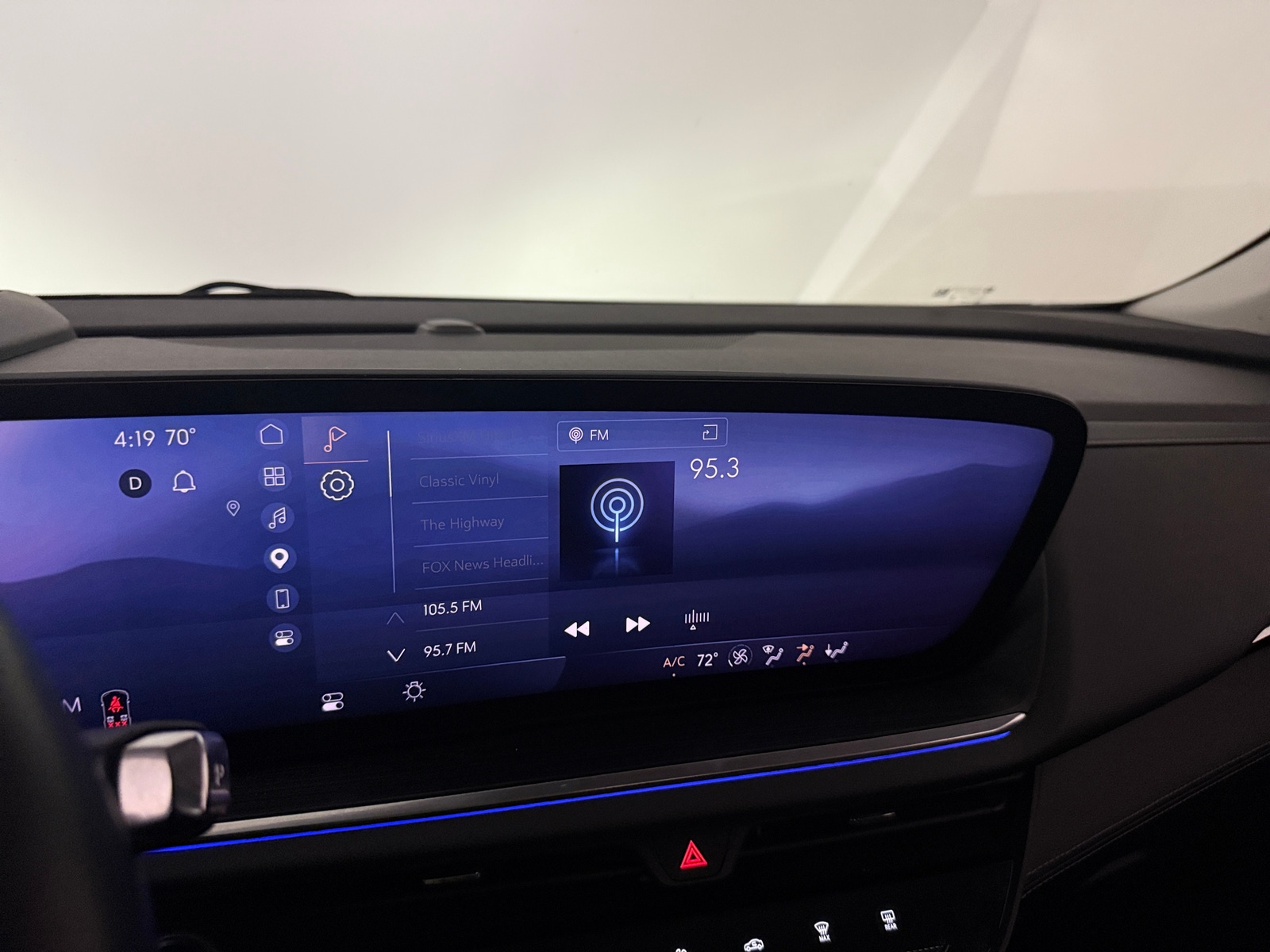 Thumbnail: 2024 Buick Envision - 3
