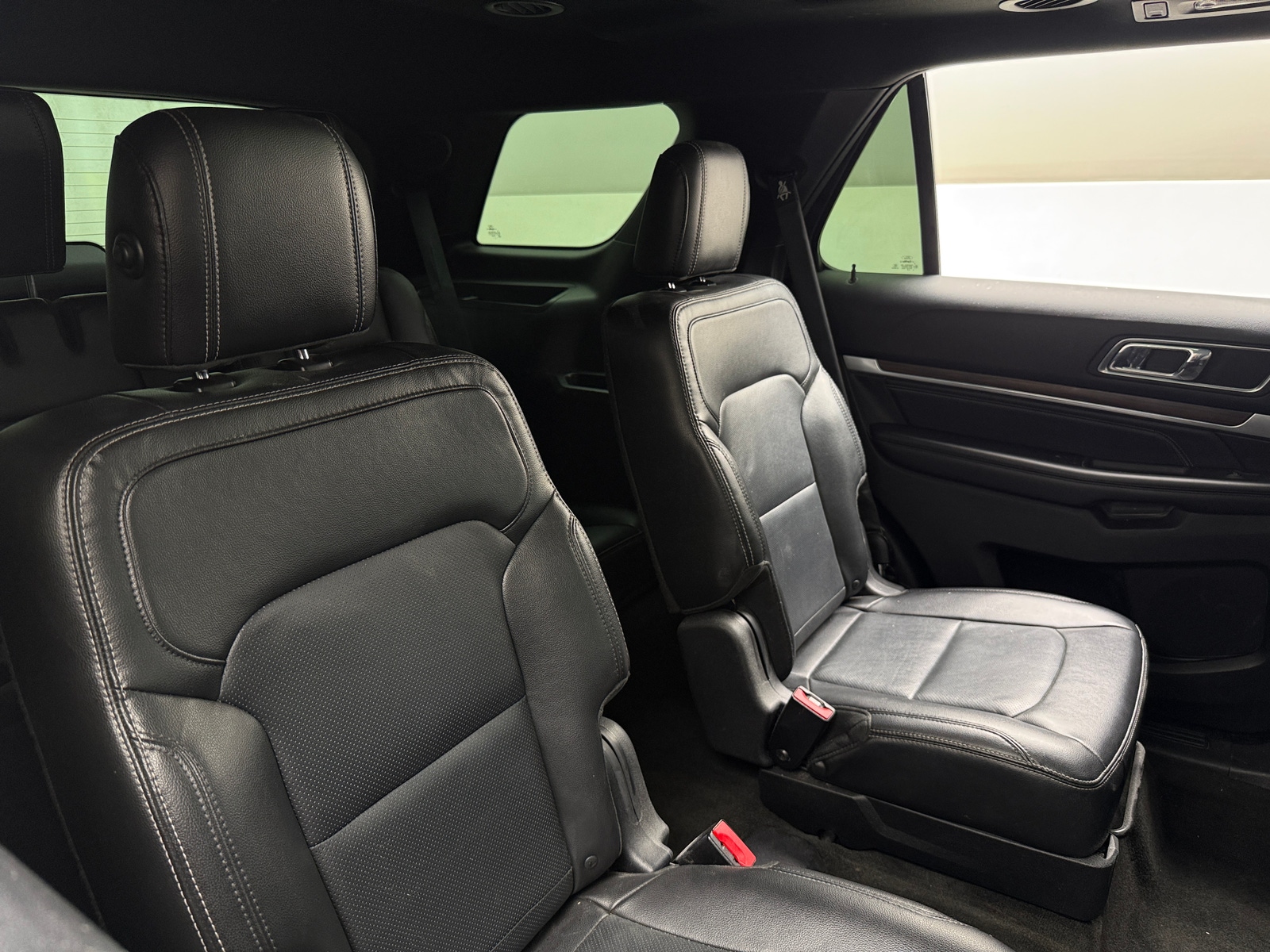 Thumbnail: 2017 Ford Explorer - 5