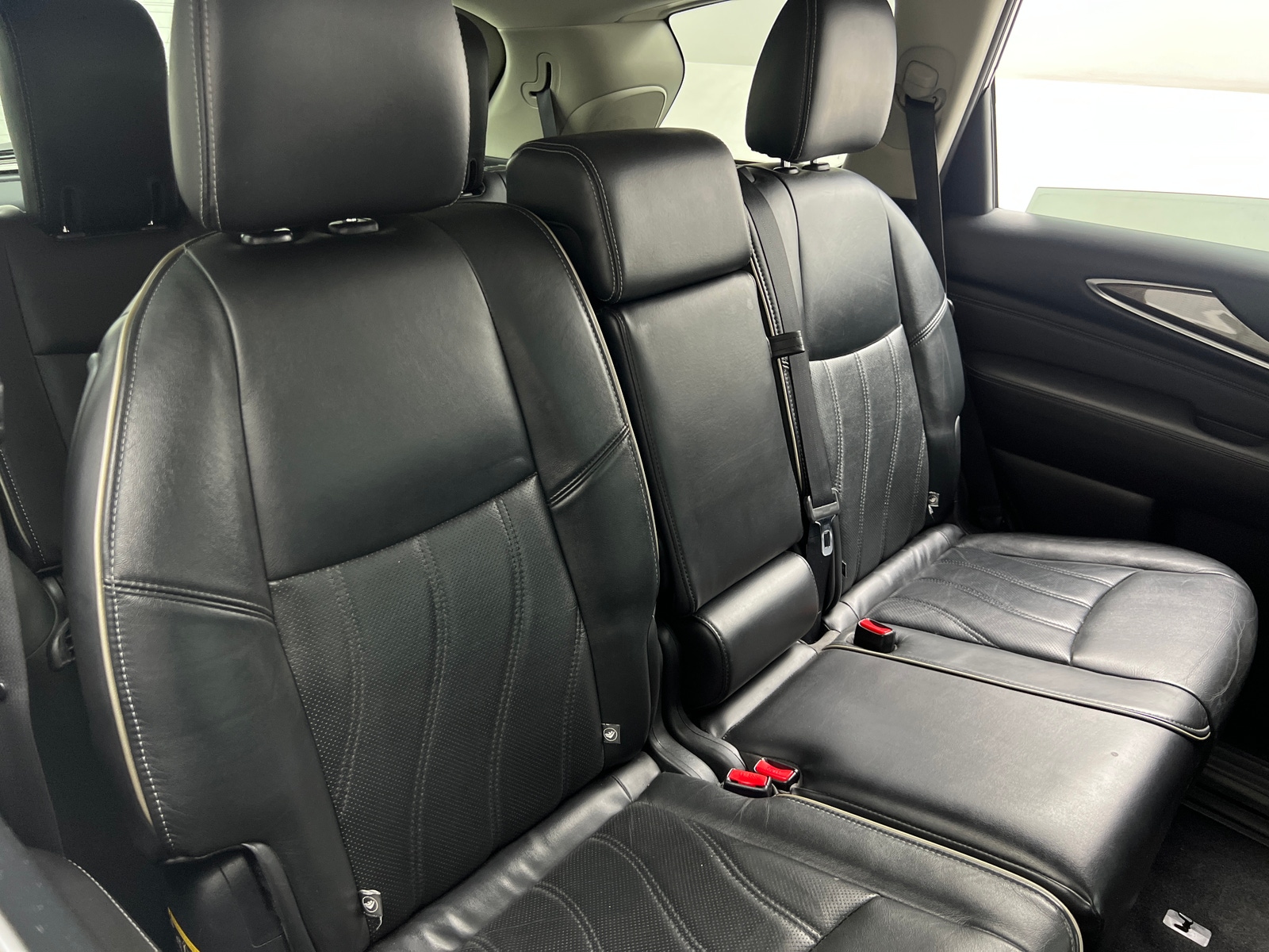 Thumbnail: 2017 INFINITI QX60 - 5
