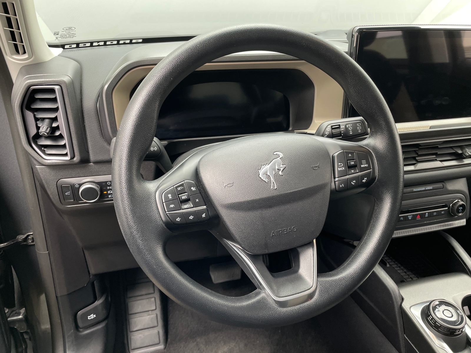 Thumbnail: 2025 Ford Bronco Sport - 5