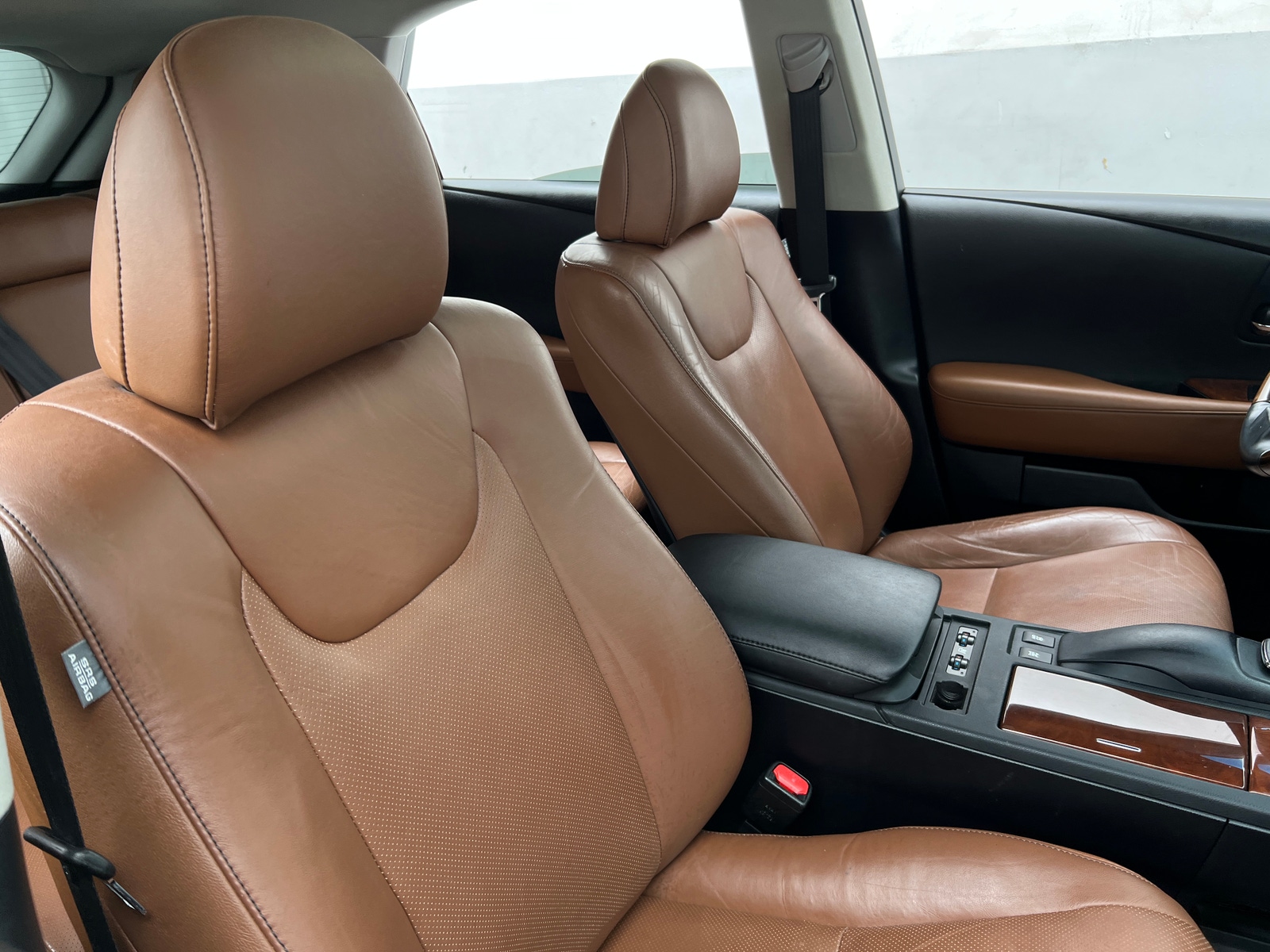Thumbnail: 2015 Lexus RX - 2