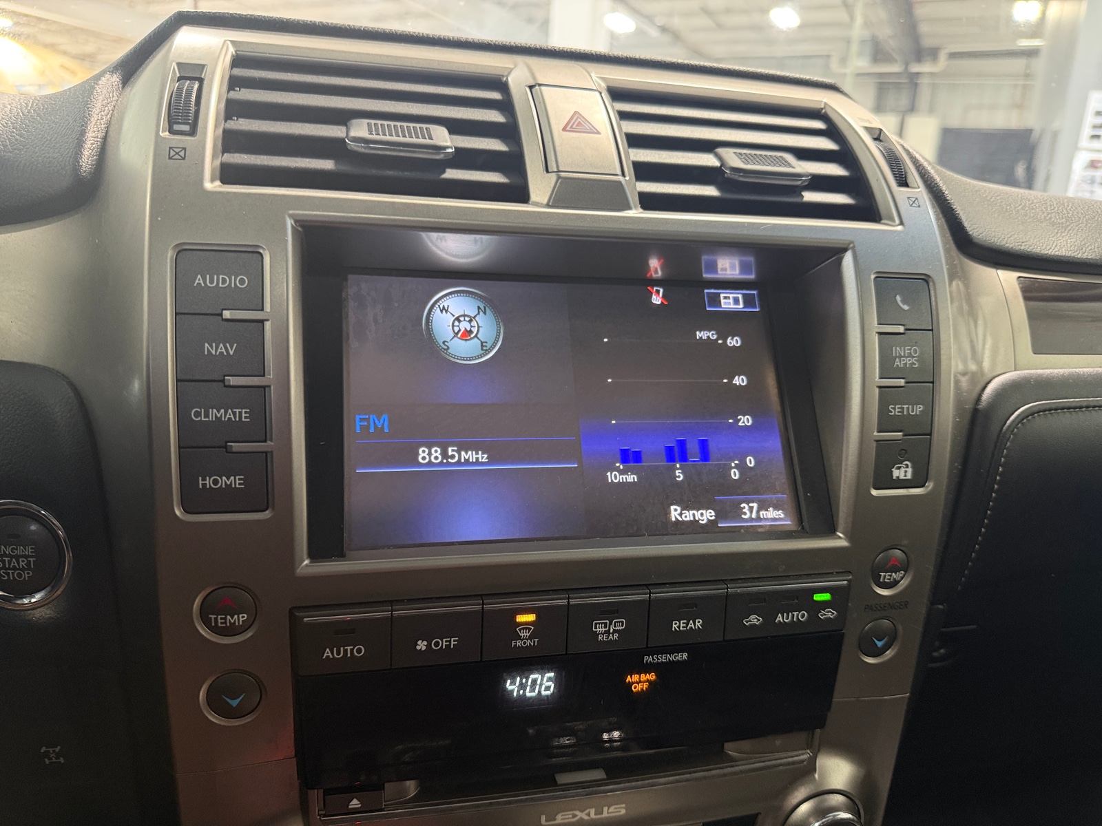 Thumbnail: 2014 Lexus GX - 4