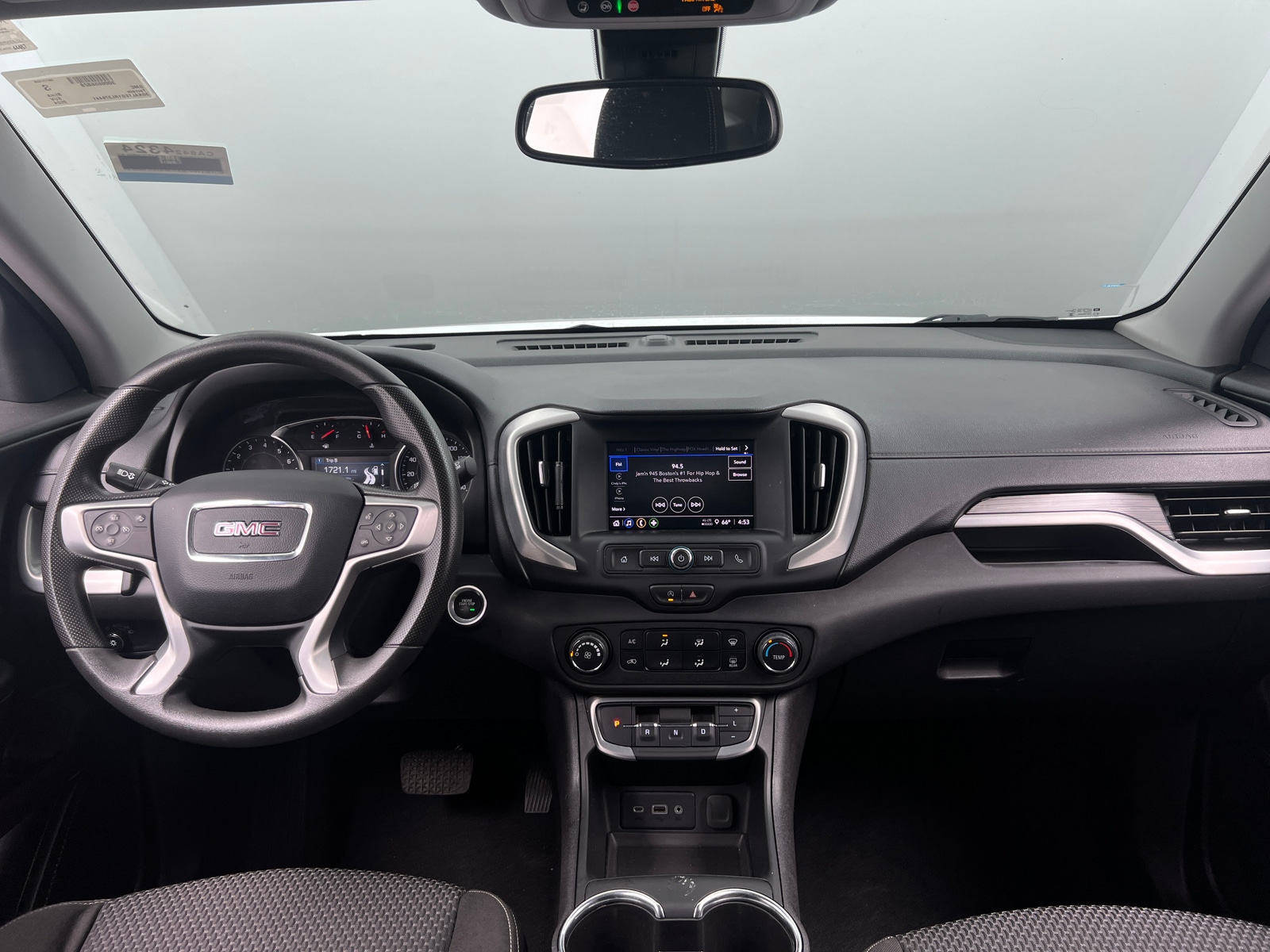 Thumbnail: 2024 GMC Terrain - 3
