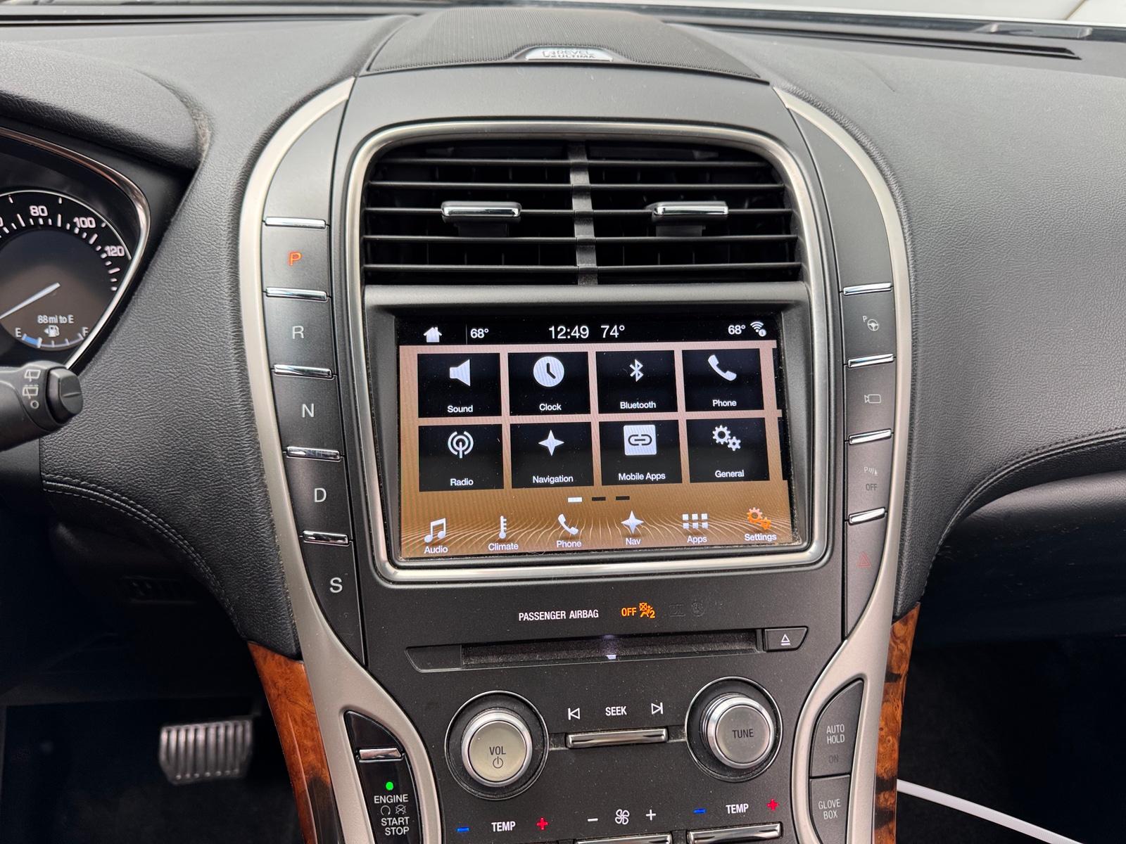 Thumbnail: 2018 Lincoln MKX - 3
