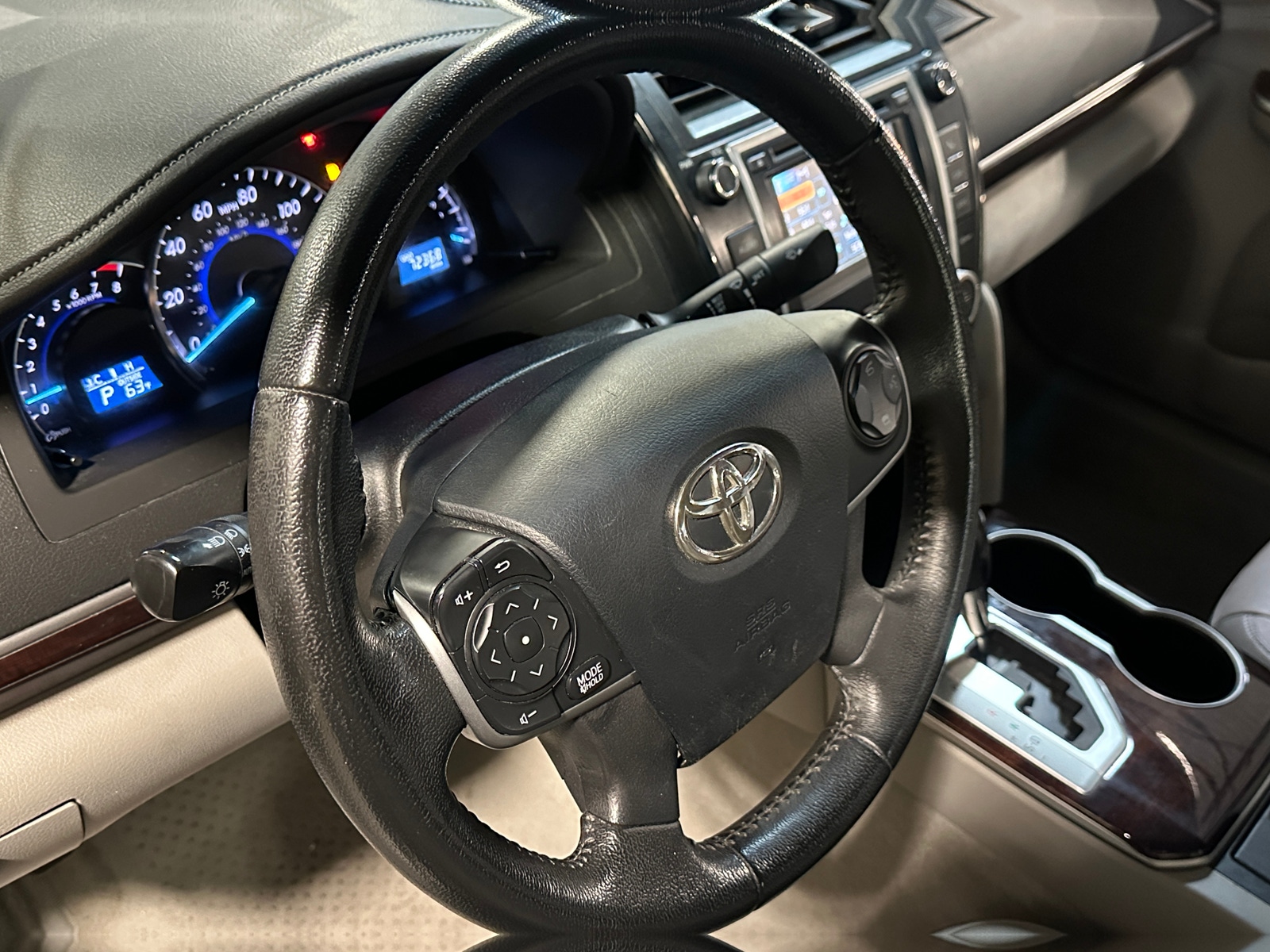 Thumbnail: 2012 Toyota Camry - 5