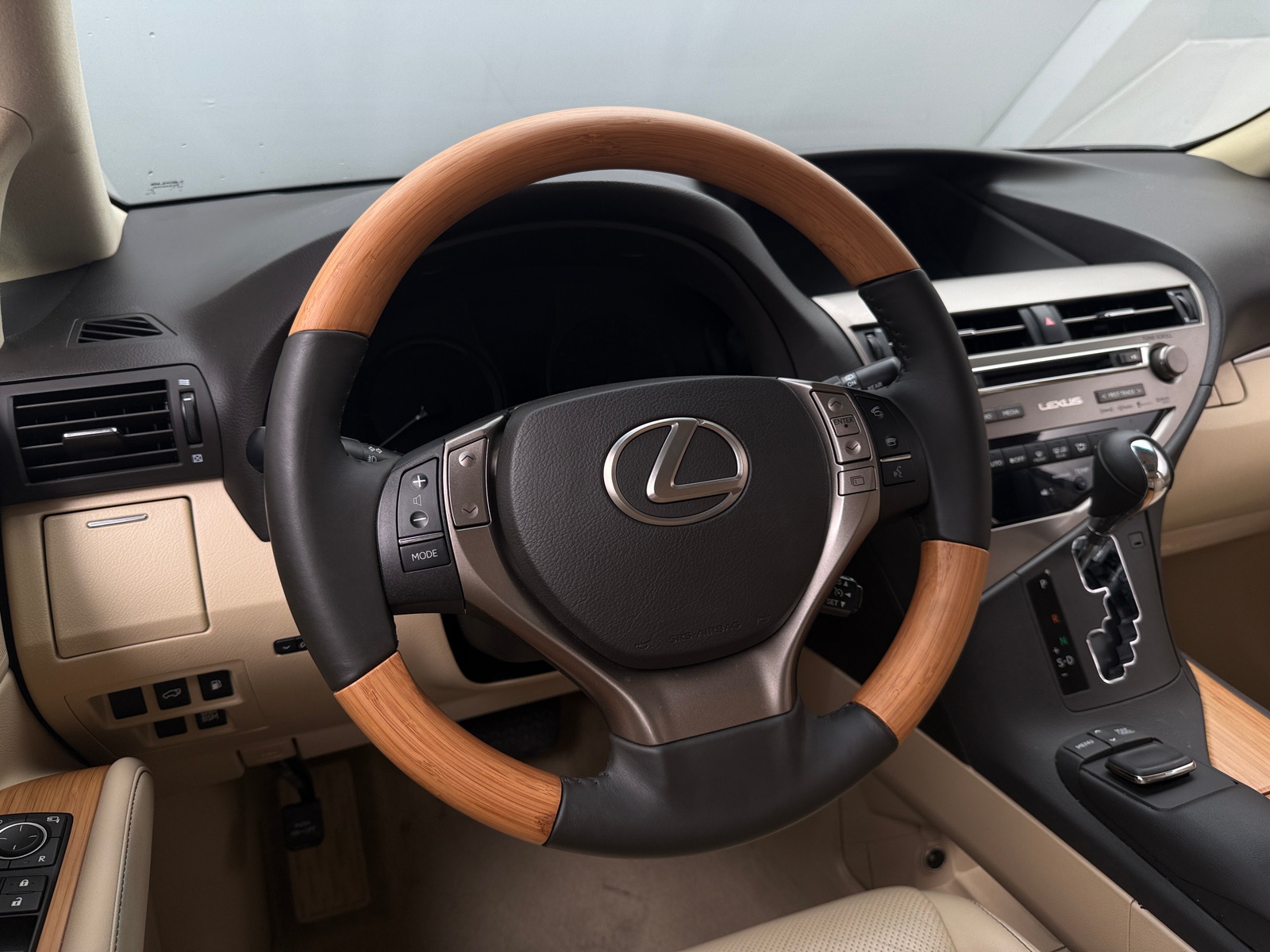 Thumbnail: 2015 Lexus RX - 5