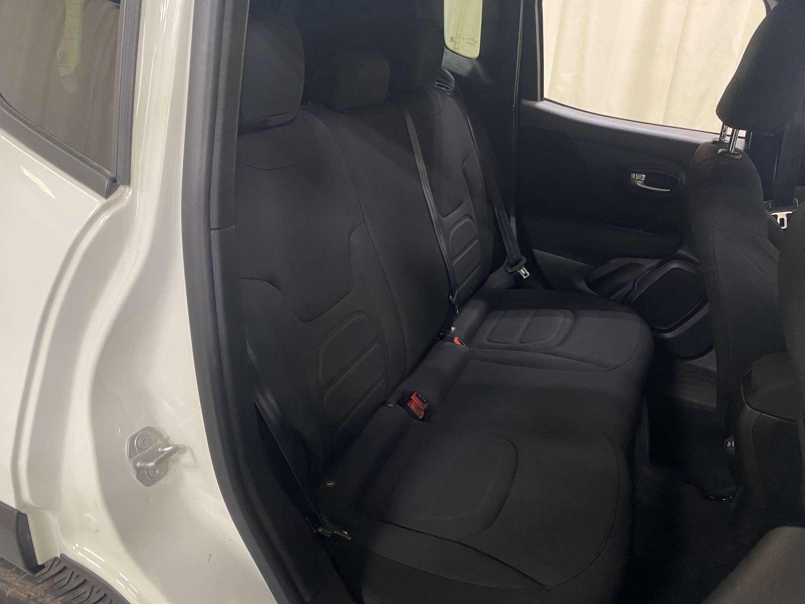 Thumbnail: 2021 Jeep Renegade - 6