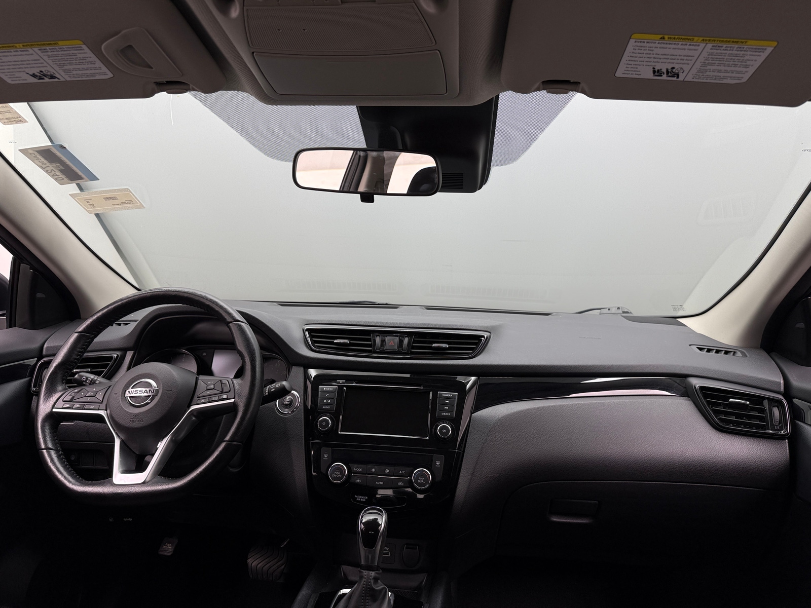 Thumbnail: 2021 Nissan Rogue Sport - 3