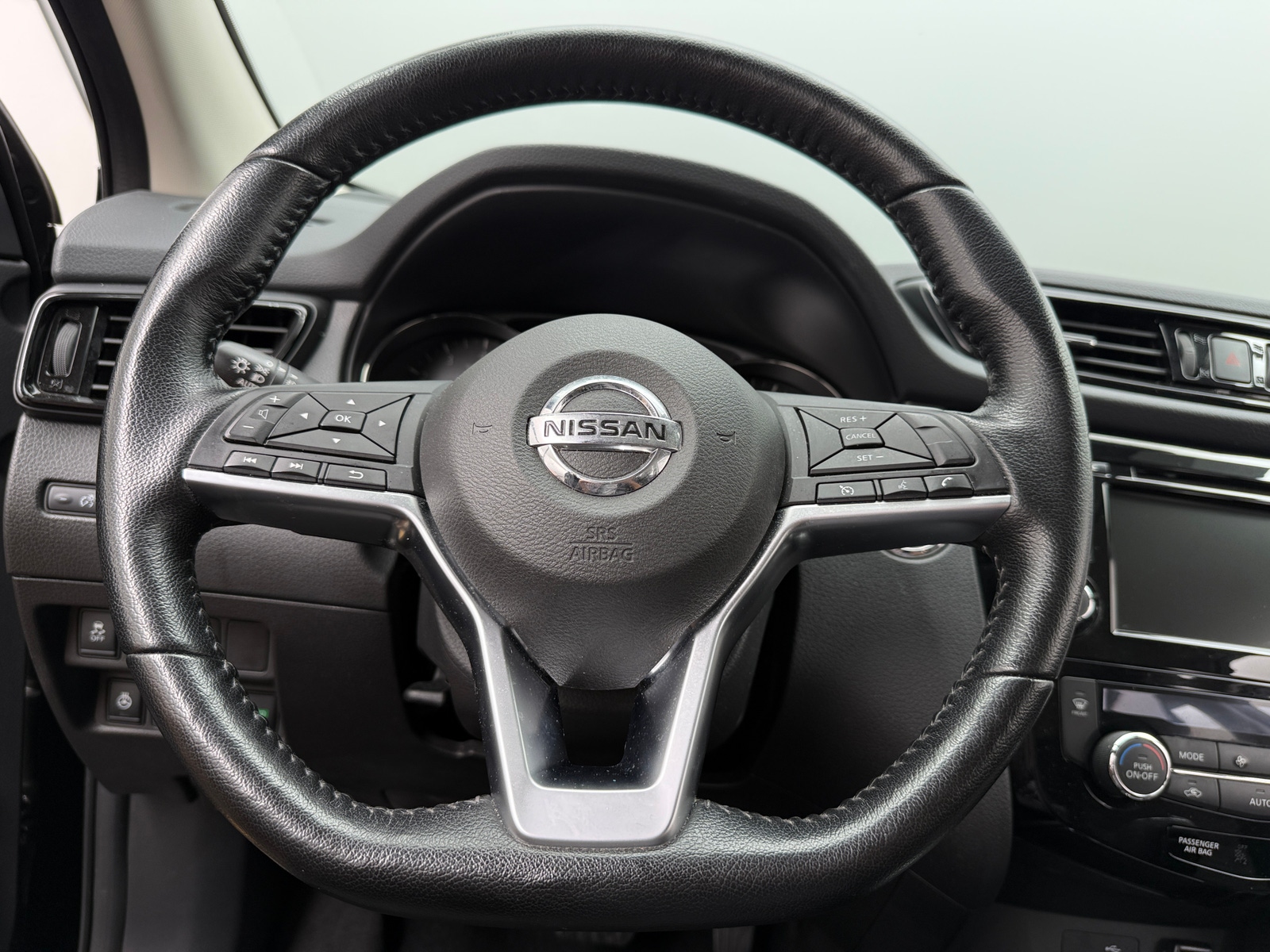 Thumbnail: 2021 Nissan Rogue Sport - 5