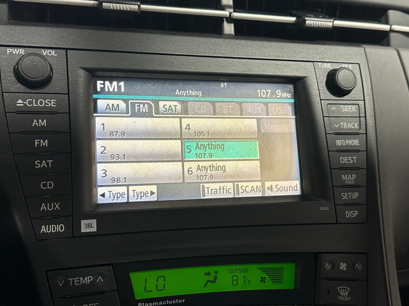 Thumbnail: 2010 Toyota Prius - 3