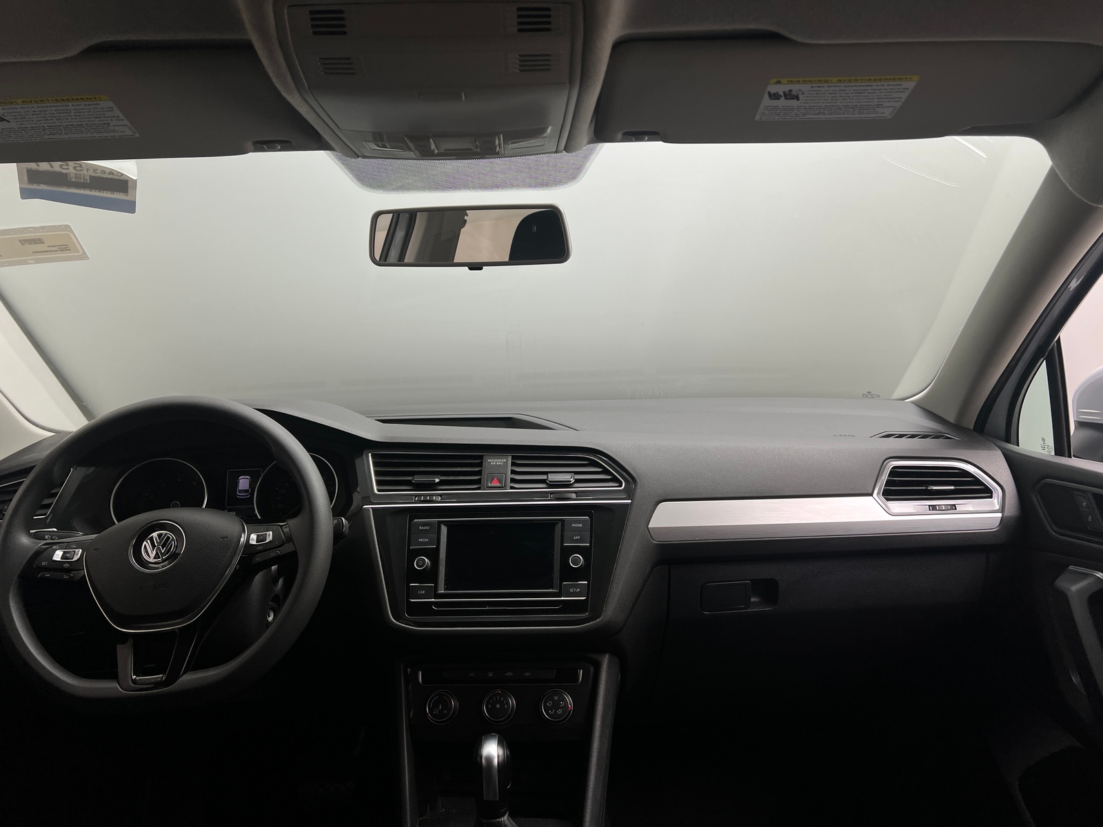 Thumbnail: 2019 Volkswagen Tiguan - 3