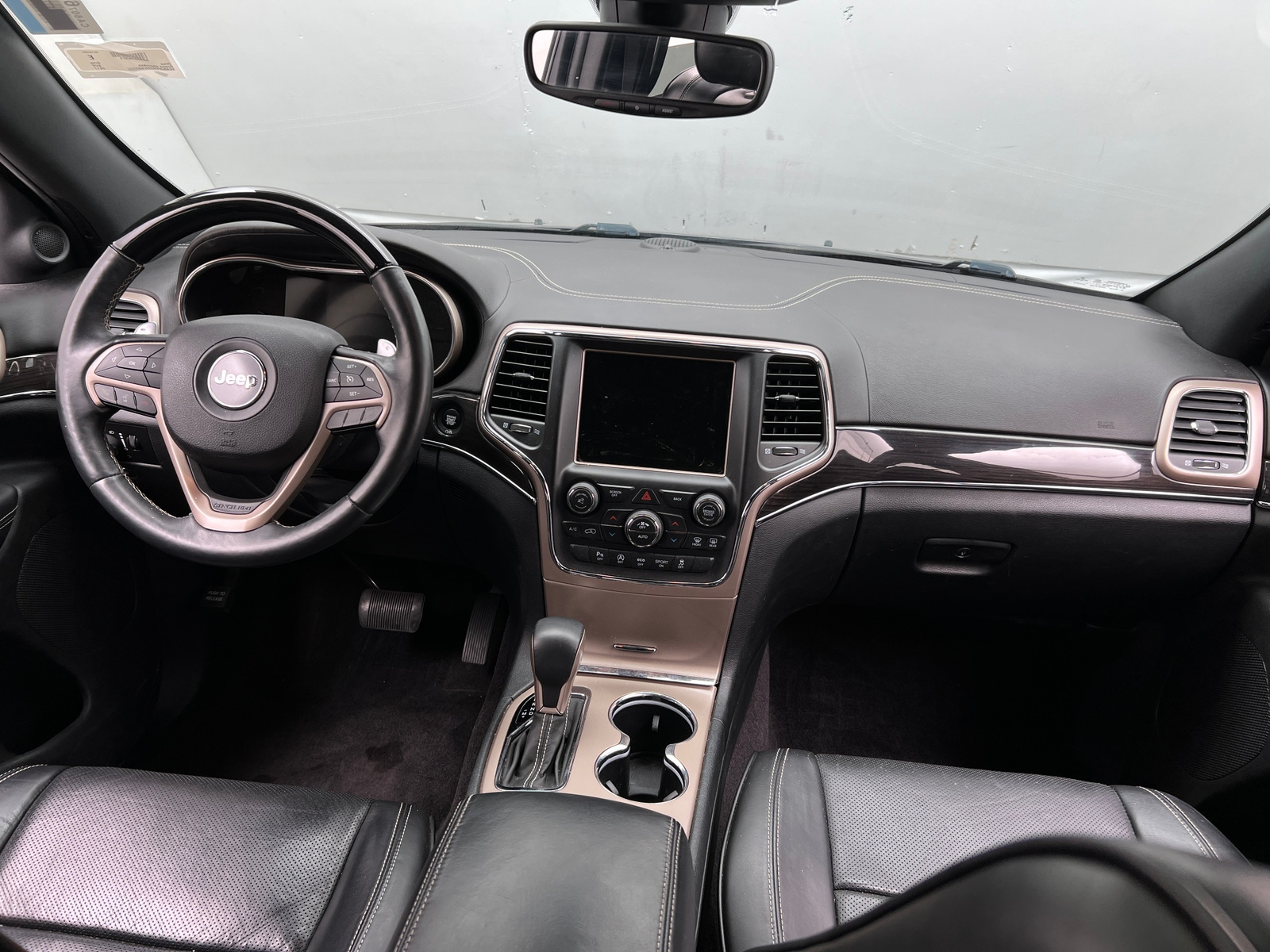 Thumbnail: 2017 Jeep Grand Cherokee - 2