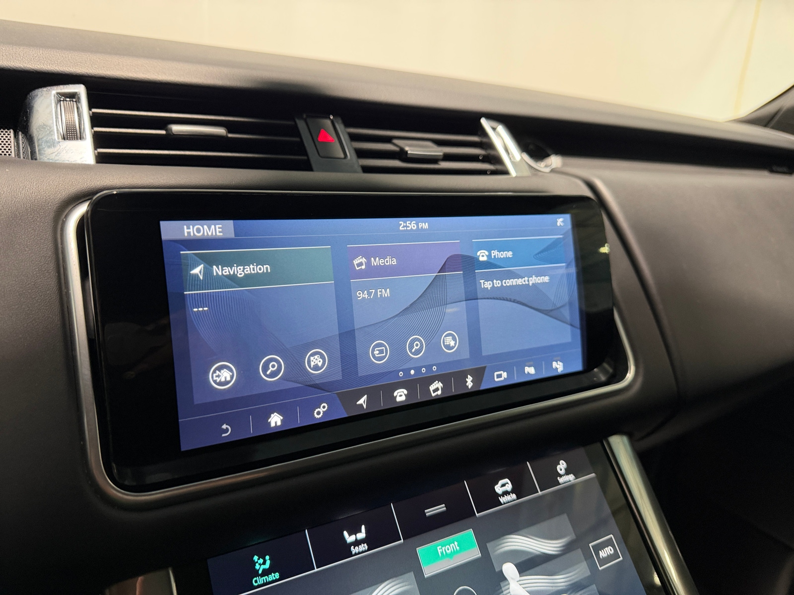 Thumbnail: 2021 Land Rover Range Rover Sport - 3