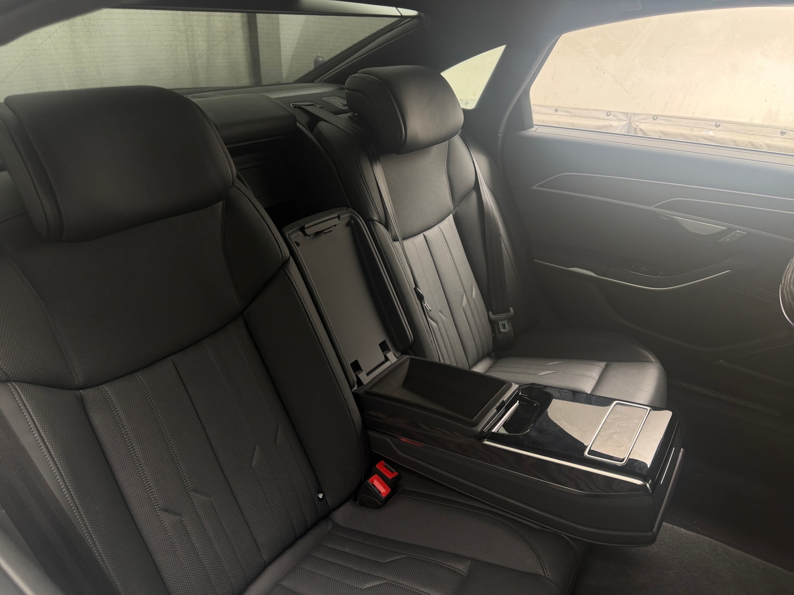 Thumbnail: 2023 Audi A8 - 6