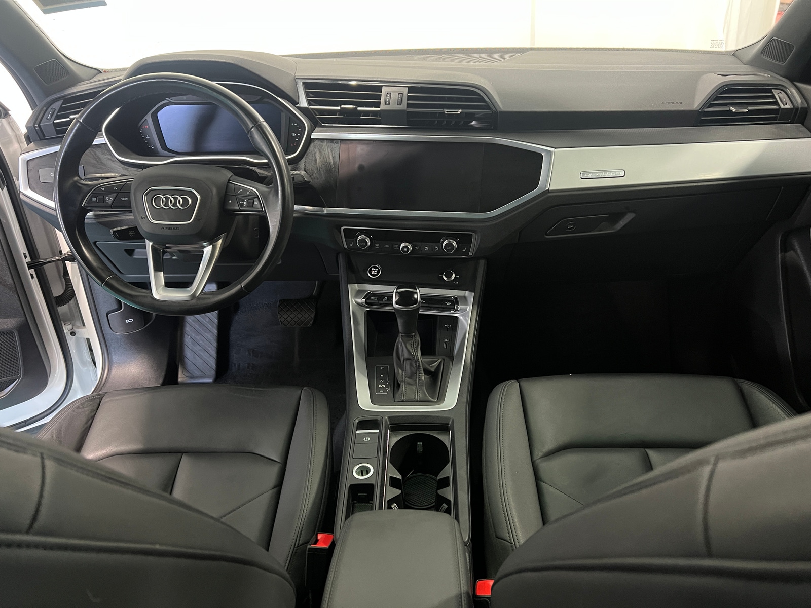 Thumbnail: 2021 Audi Q3 - 3