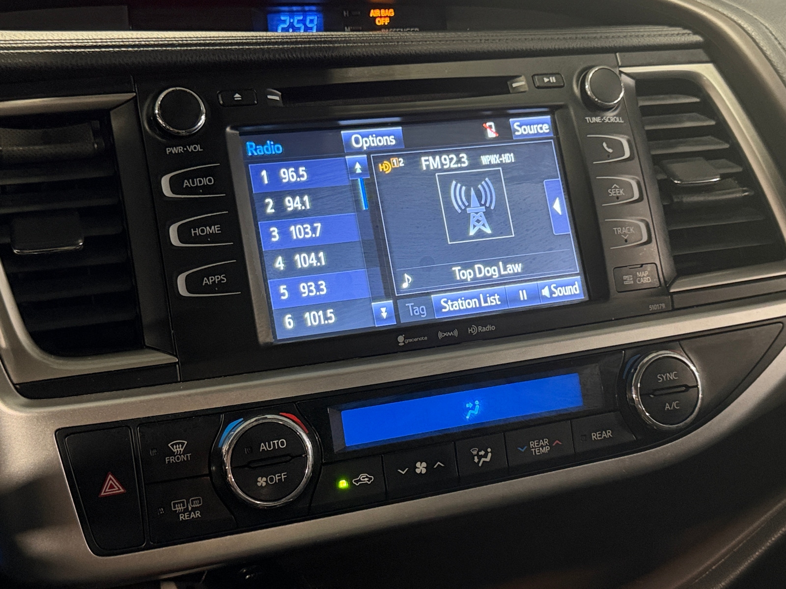 Thumbnail: 2018 Toyota Highlander - 4