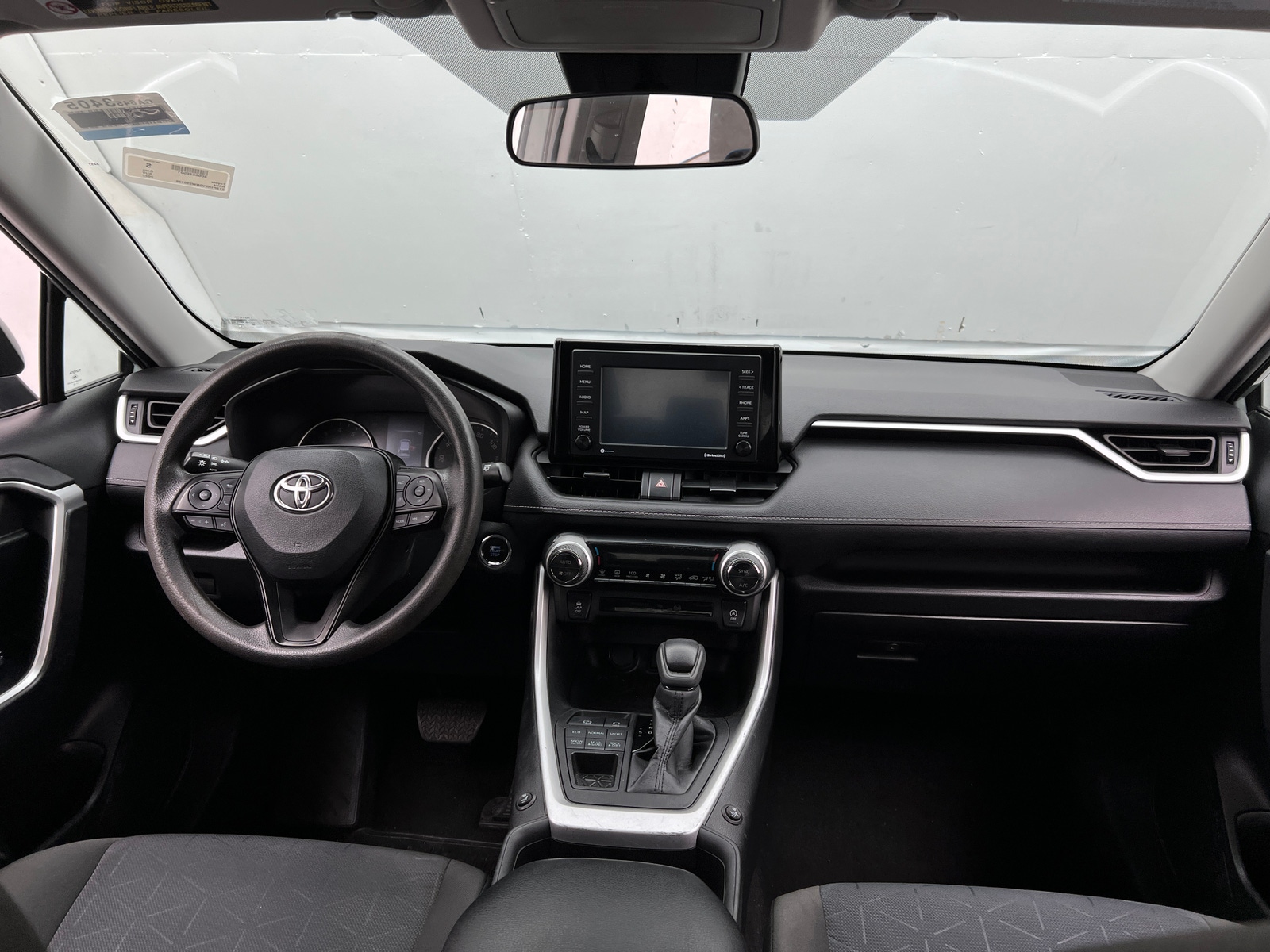 Thumbnail: 2022 Toyota RAV4 - 3