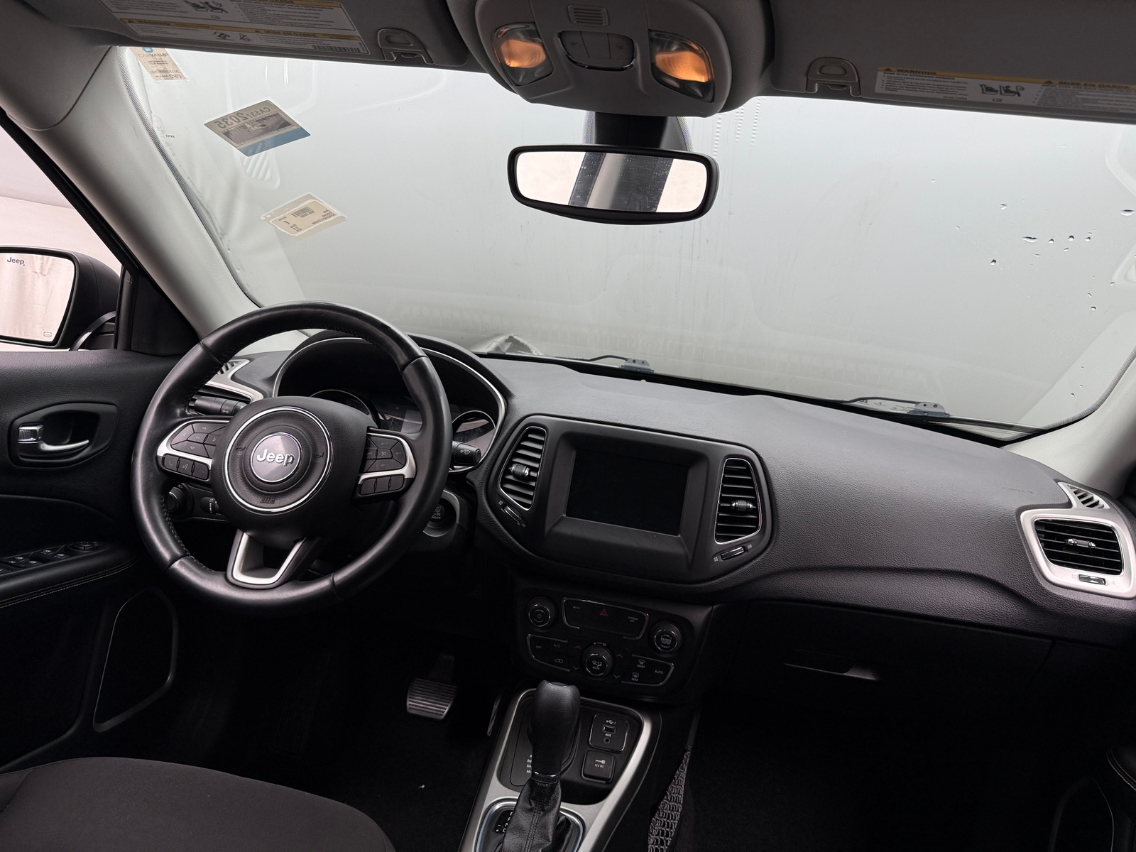Thumbnail: 2020 Jeep Compass - 3