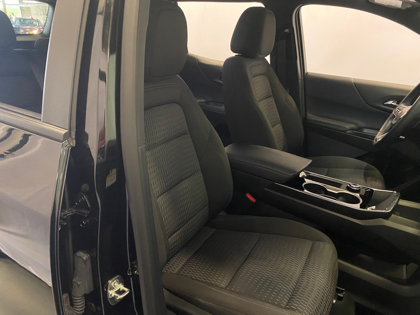 Thumbnail: 2026 Chevrolet Equinox - 2