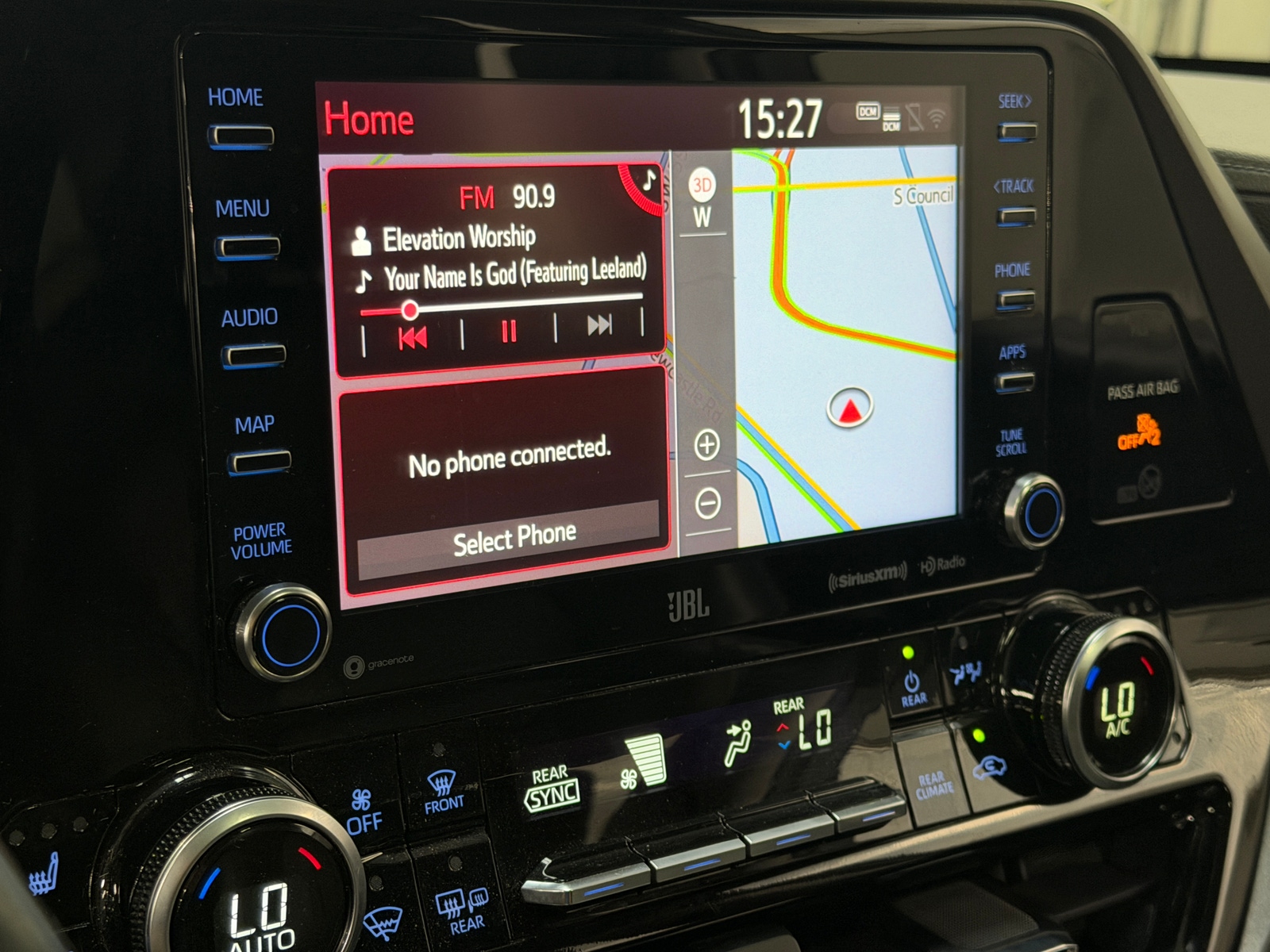 Thumbnail: 2021 Toyota Highlander - 3