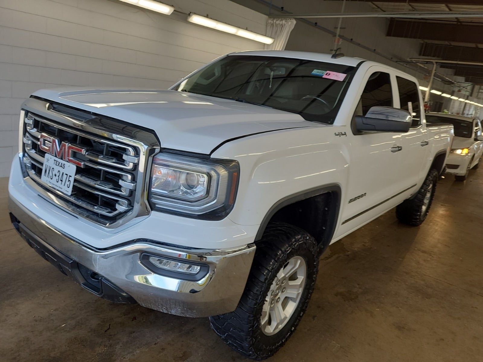 2018 GMC Sierra 1500 4WD Crew Cab 143.5" SLT