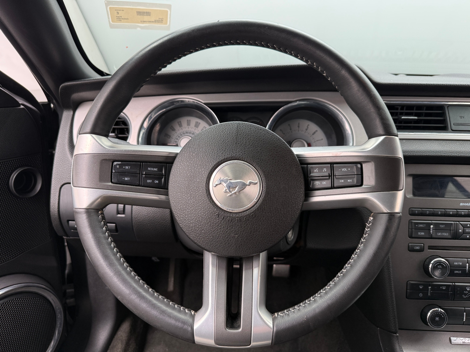Thumbnail: 2011 Ford Mustang - 4