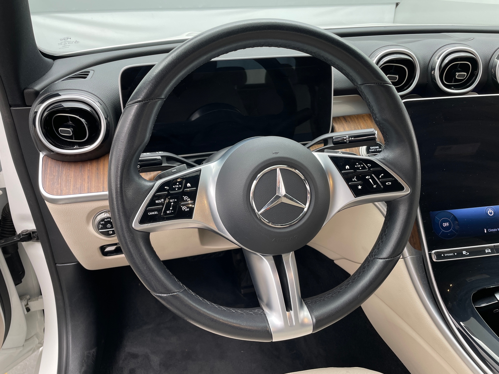 Thumbnail: 2025 Mercedes-Benz C-Class - 4