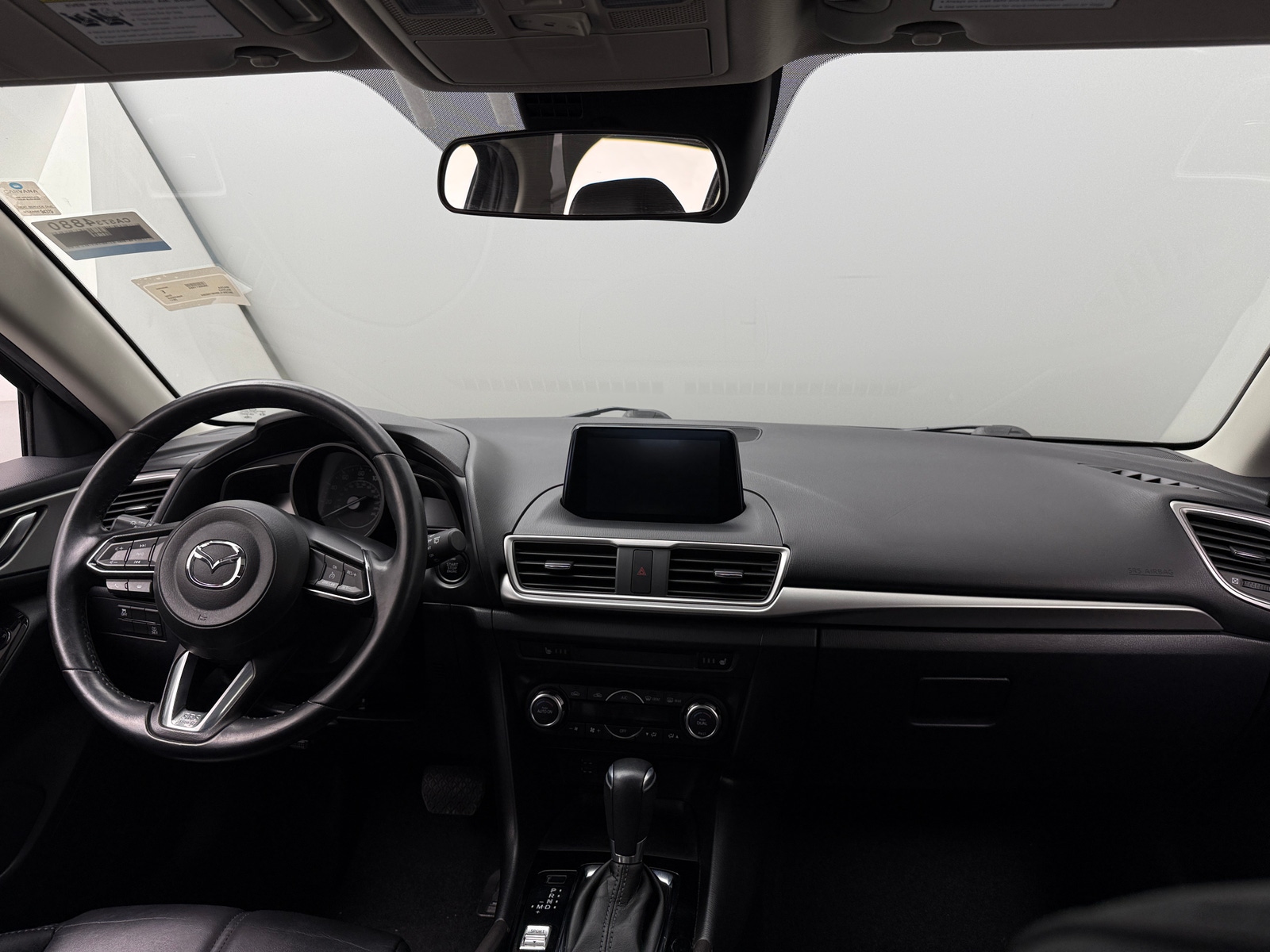 Thumbnail: 2017 Mazda Mazda3 - 2