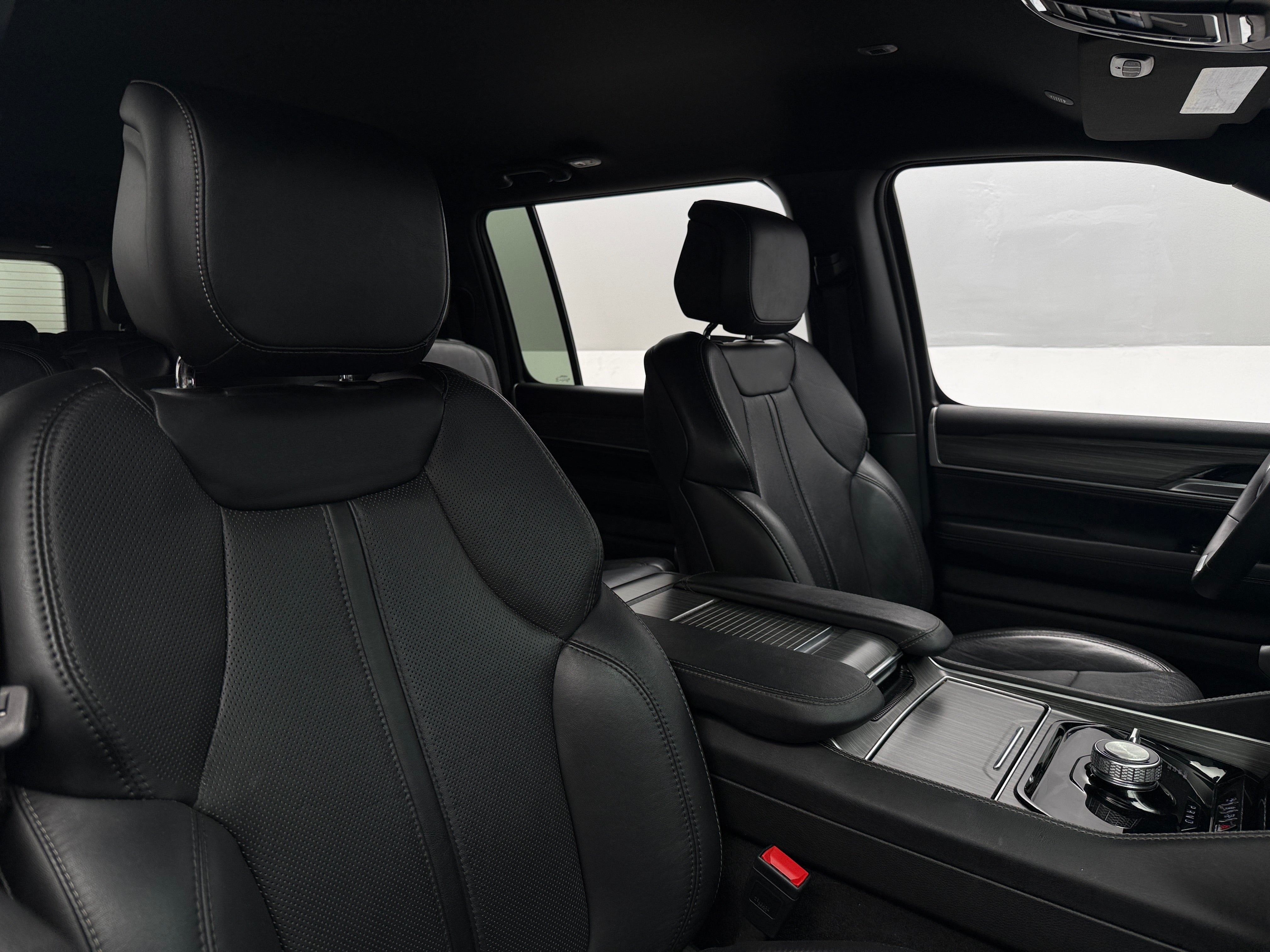 2024 Jeep Wagoneer L