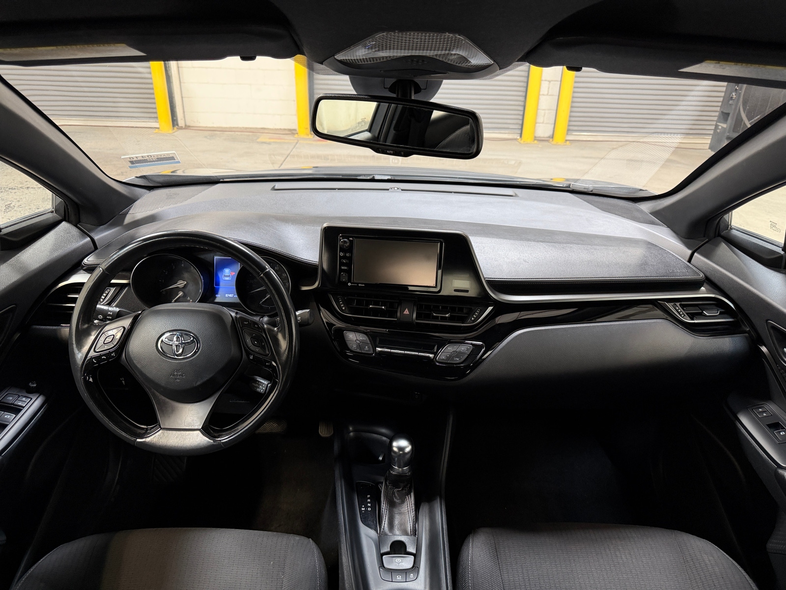 Thumbnail: 2018 Toyota C-HR - 3