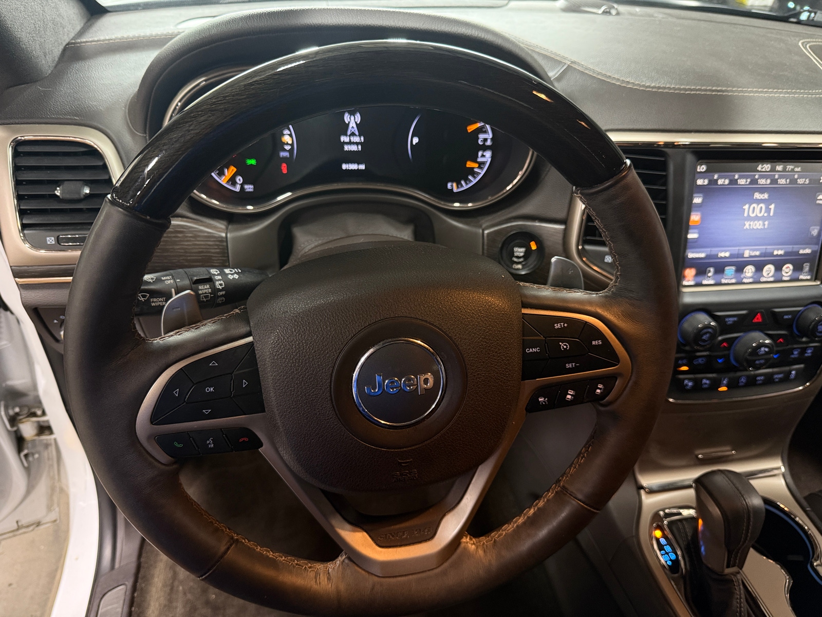 Thumbnail: 2017 Jeep Grand Cherokee - 4