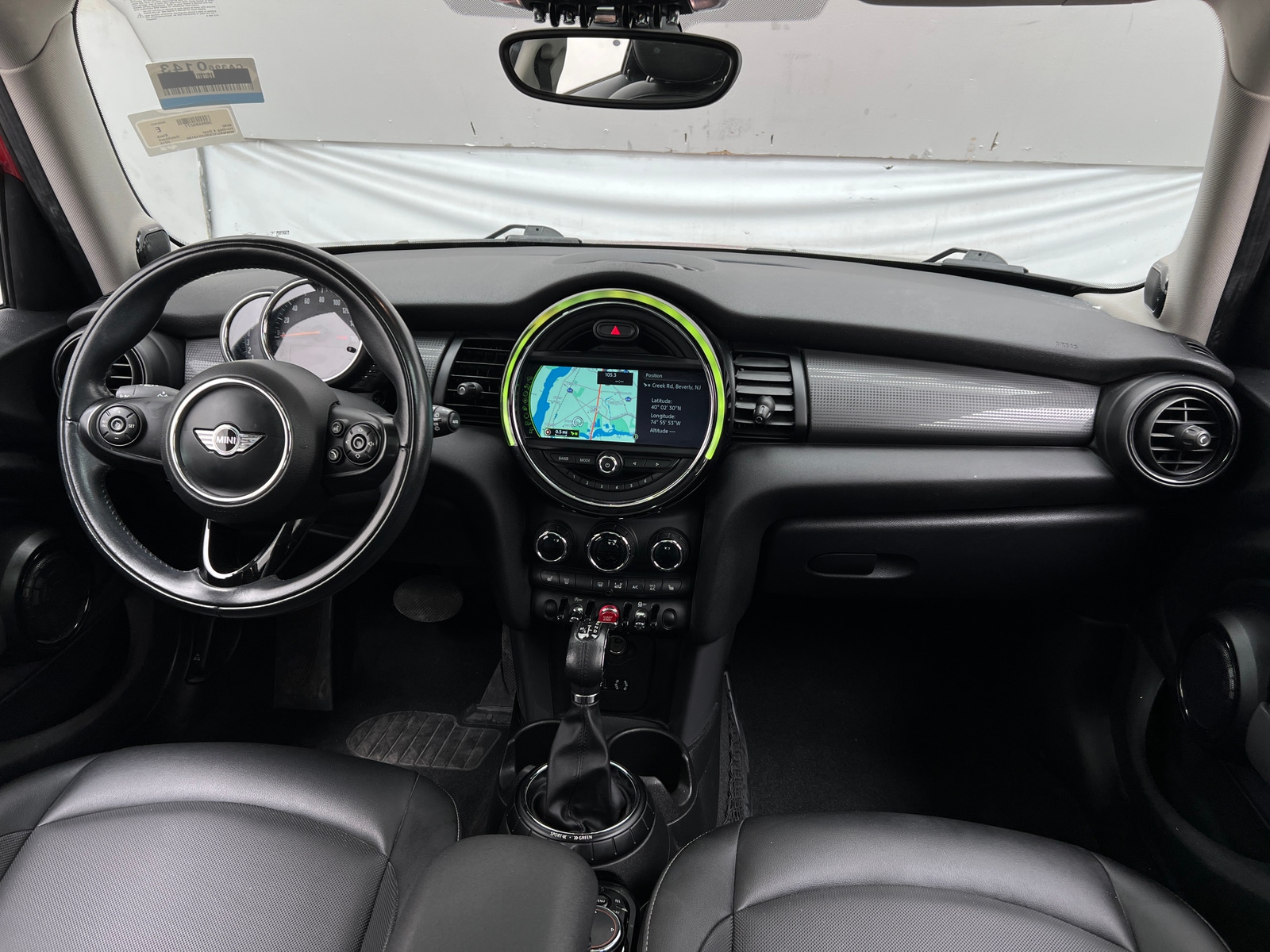 Thumbnail: 2016 MINI Cooper Hardtop - 3