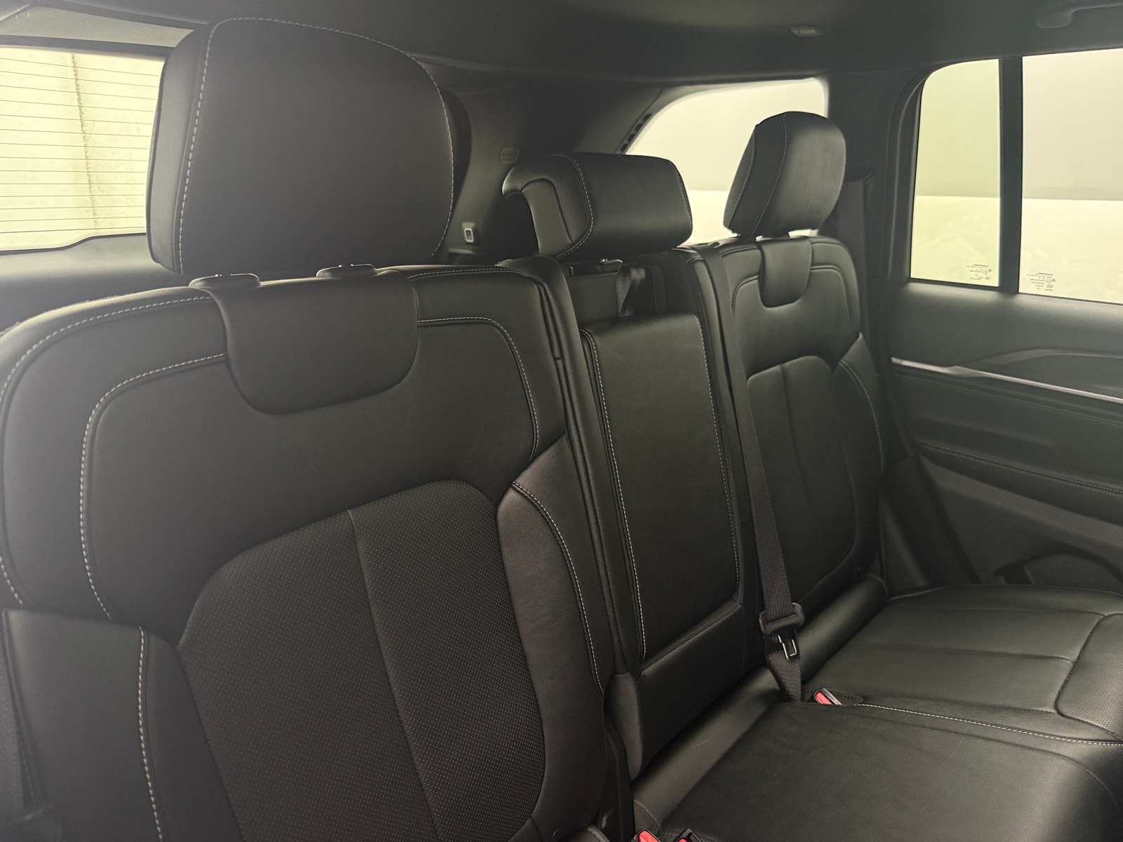 Thumbnail: 2026 Jeep Grand Cherokee - 5