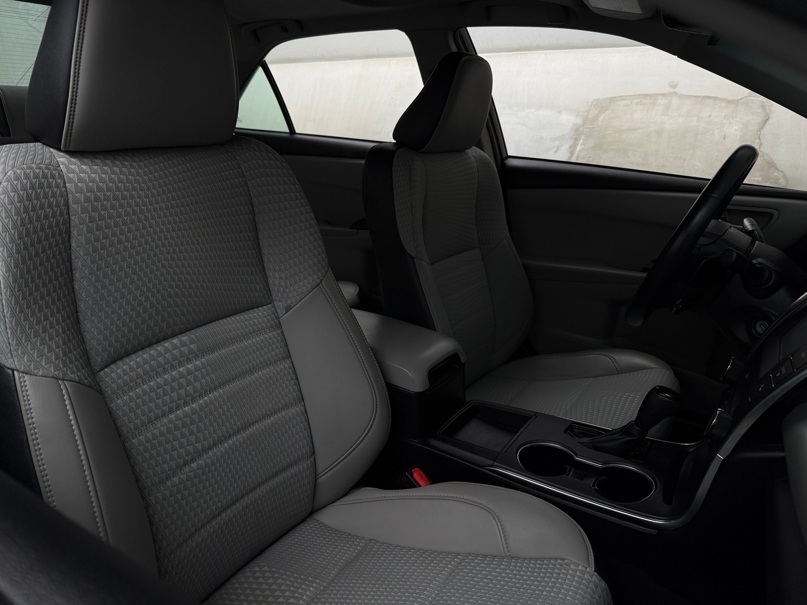 Thumbnail: 2015 Toyota Camry - 2