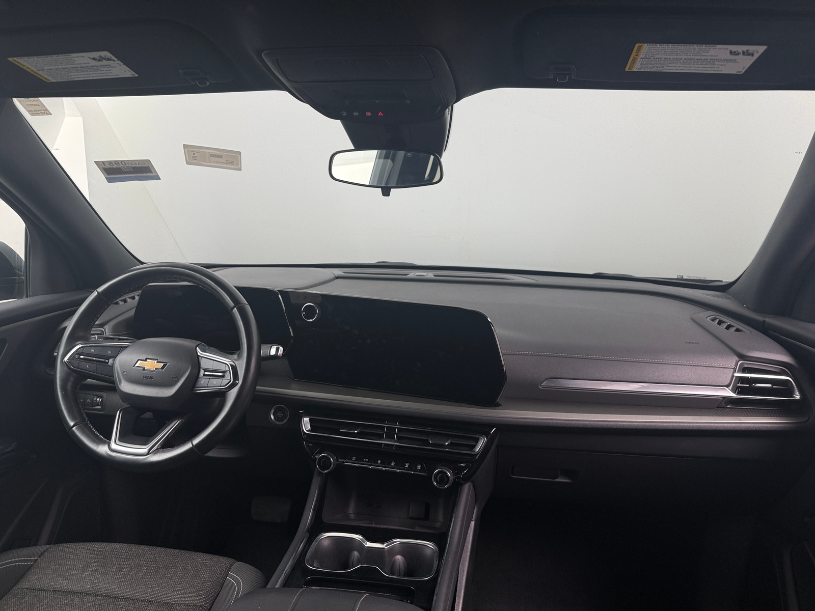 Thumbnail: 2024 Chevrolet Traverse - 3