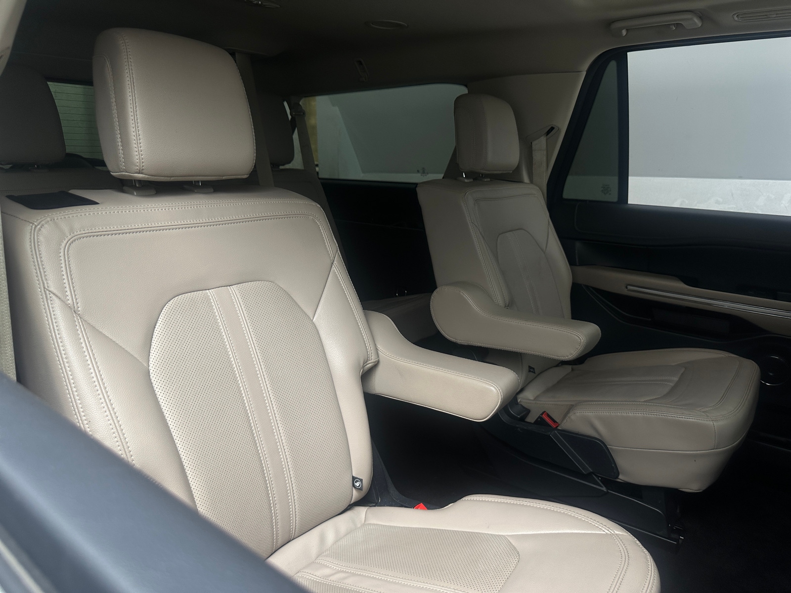 Thumbnail: 2023 Ford Expedition MAX - 5
