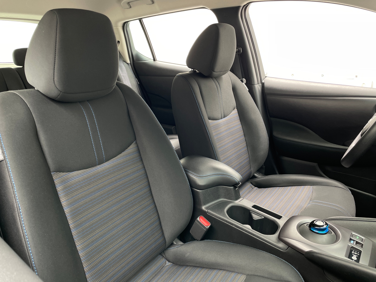 Thumbnail: 2025 Nissan Leaf - 2