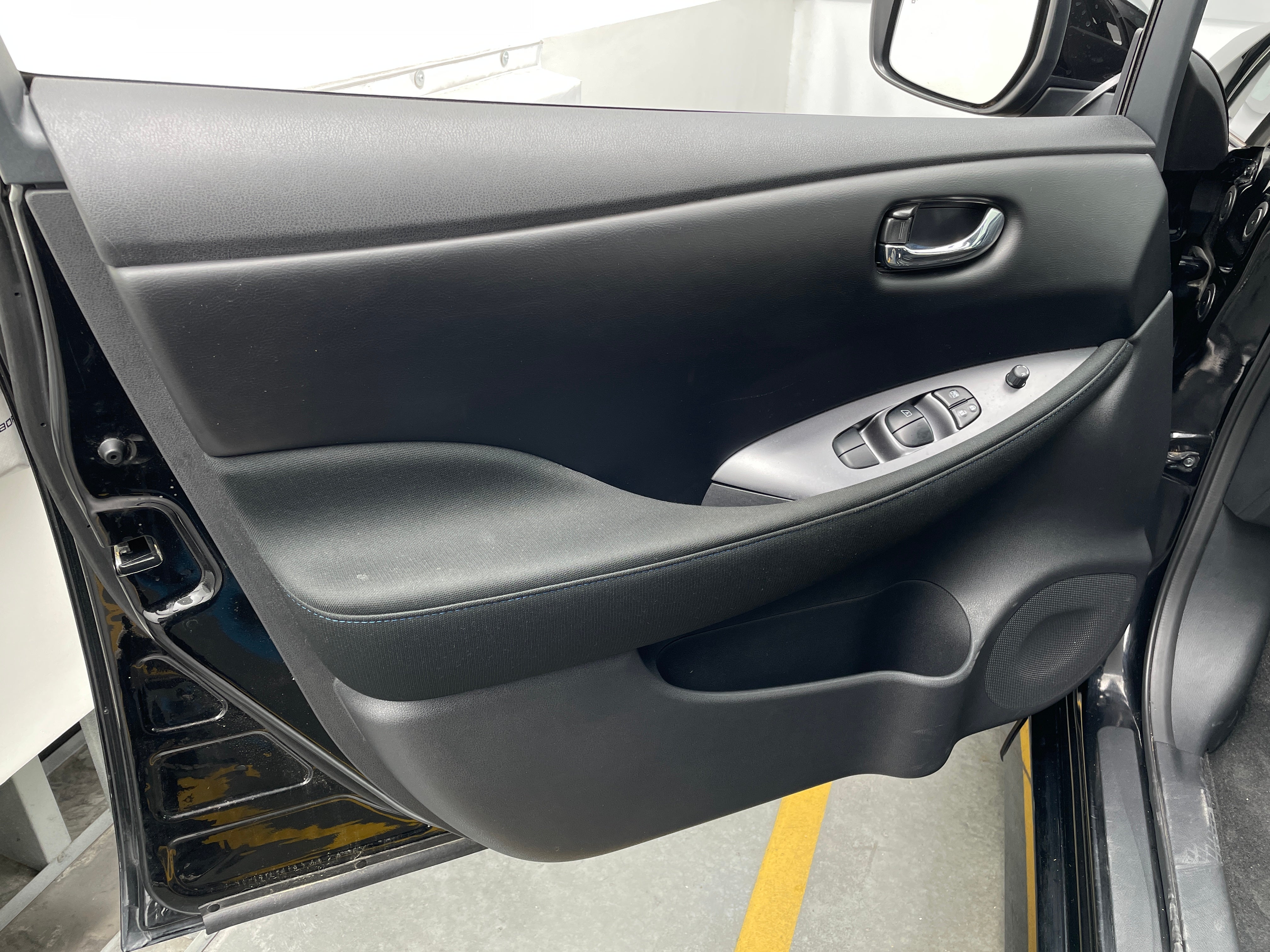 Used 2025 Nissan Leaf S with VIN 1N4AZ1BV8SC561319 for sale in Auburn, WA