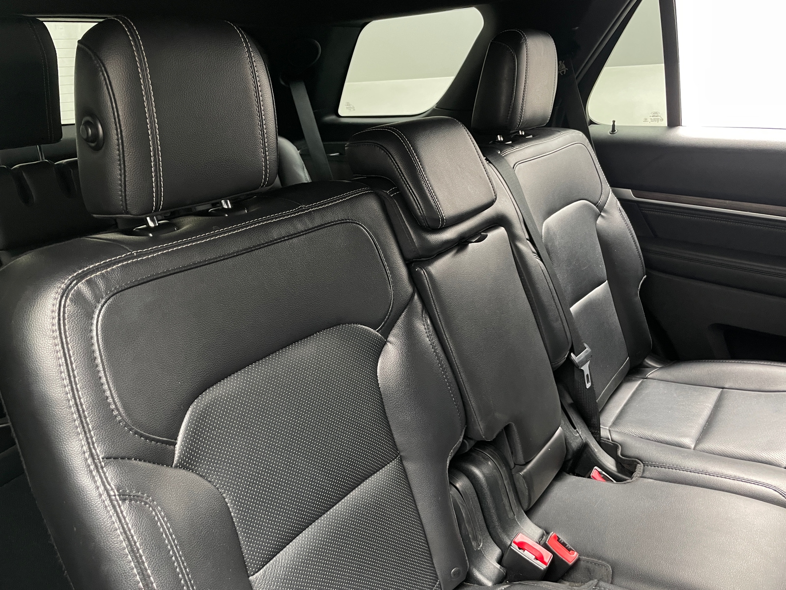 Thumbnail: 2018 Ford Explorer - 5