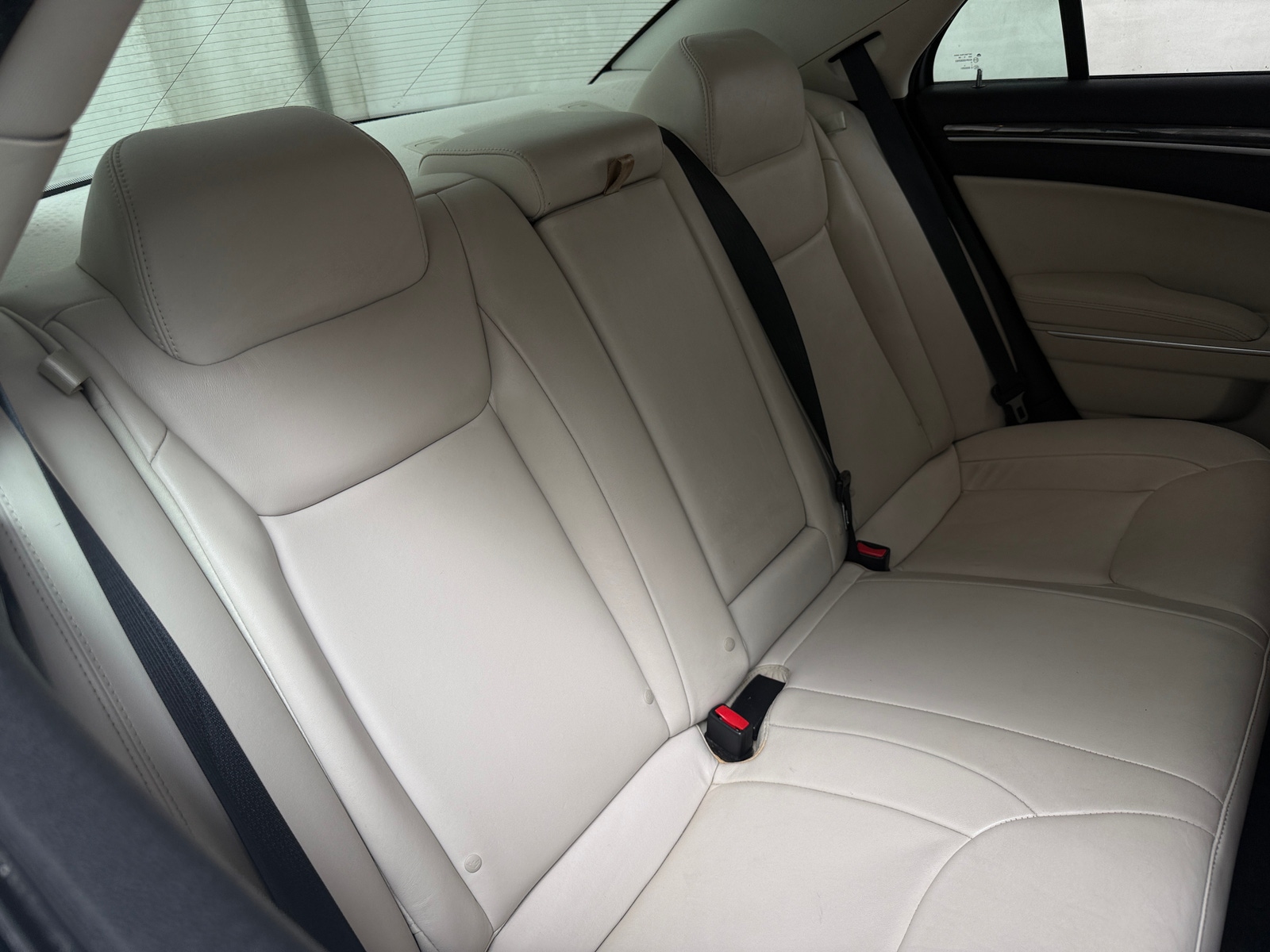 Thumbnail: 2015 Chrysler 300 - 5