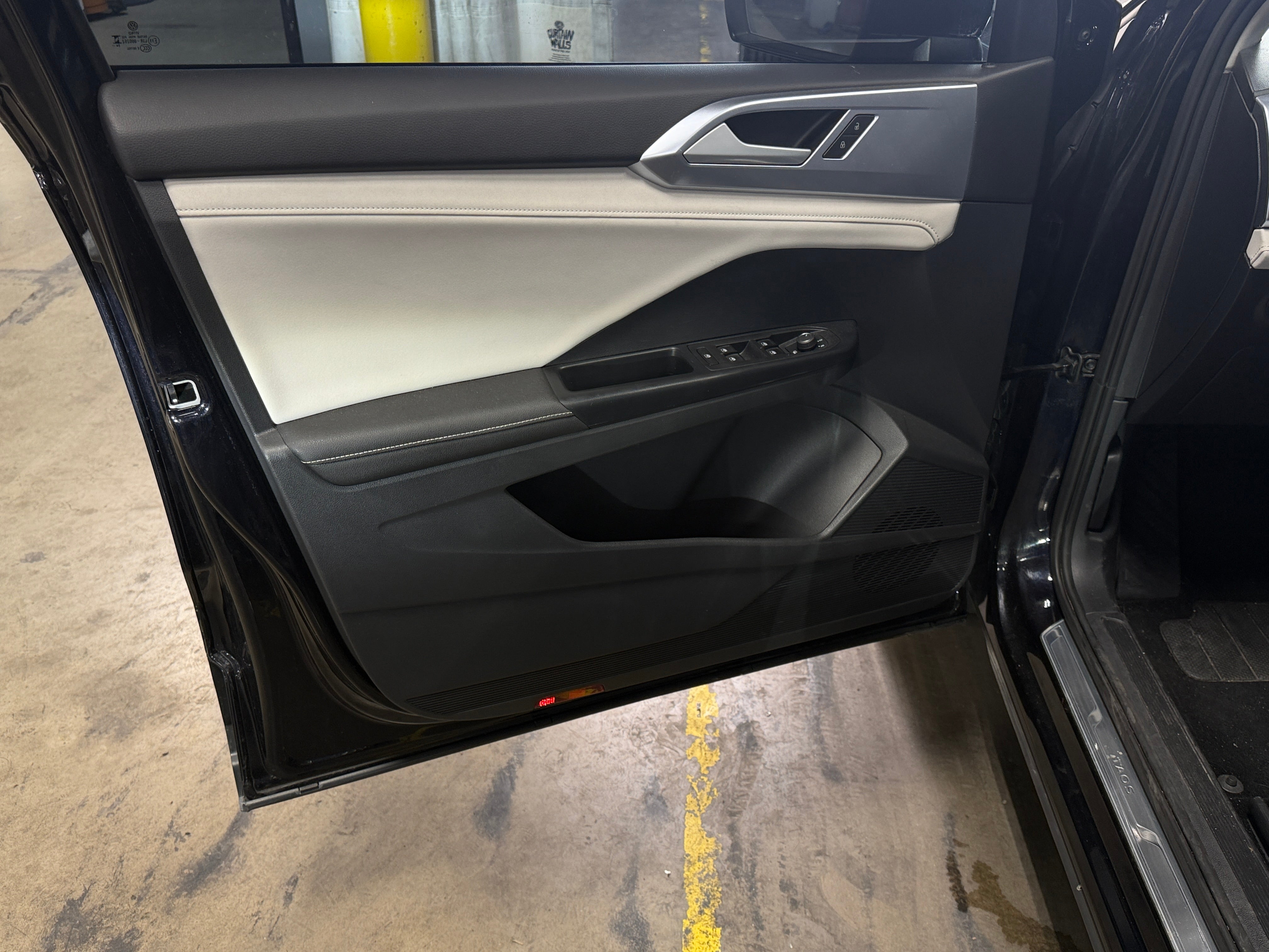 2025 Volkswagen Taos