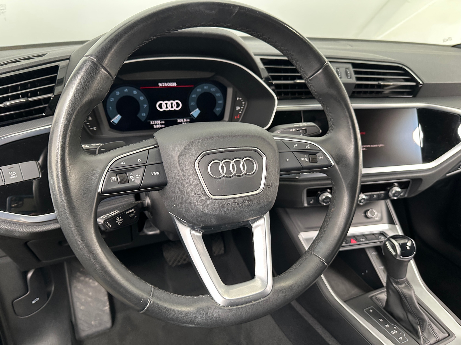 Thumbnail: 2025 Audi Q3 - 4