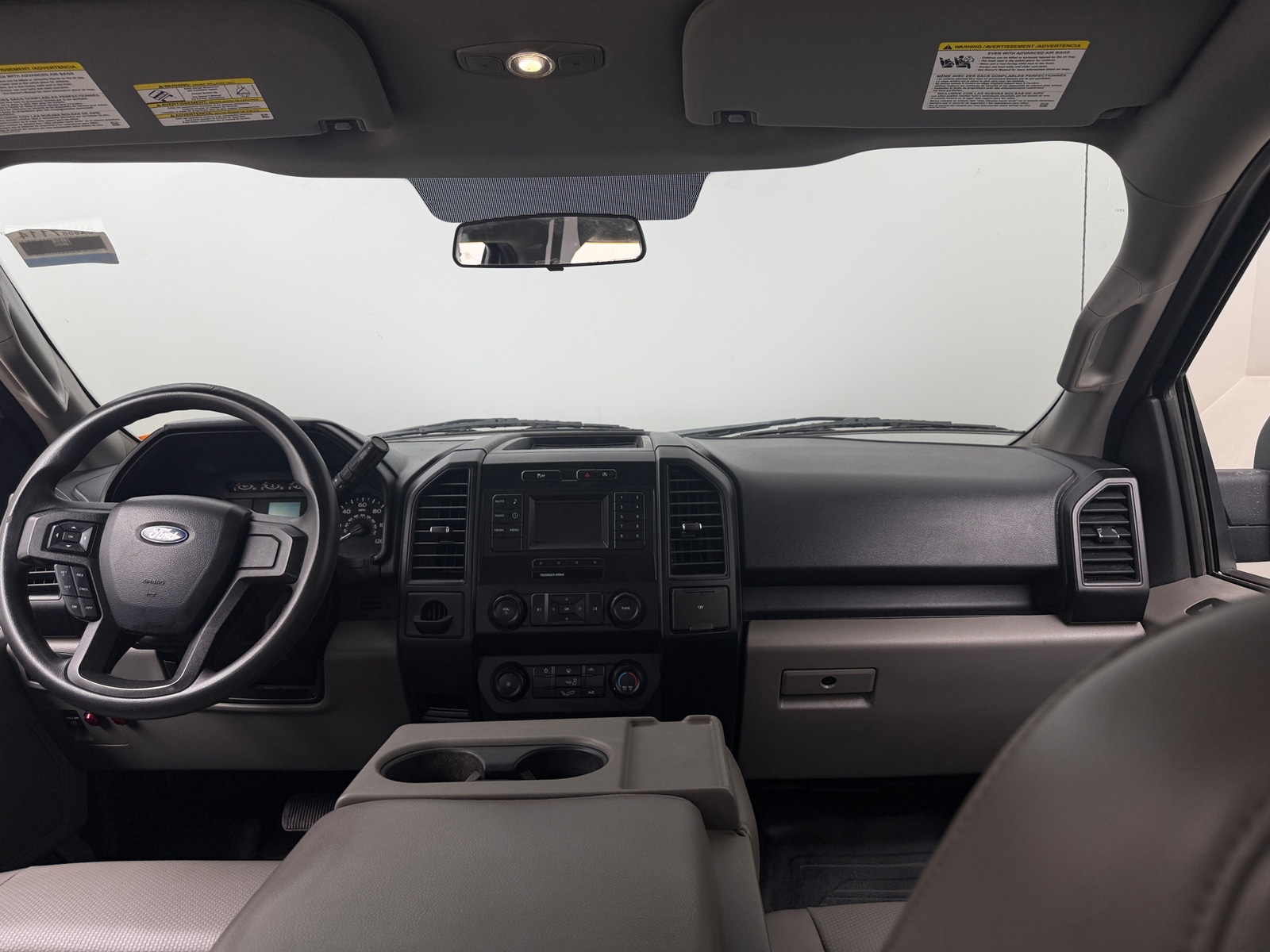Thumbnail: 2018 Ford Econoline - 3