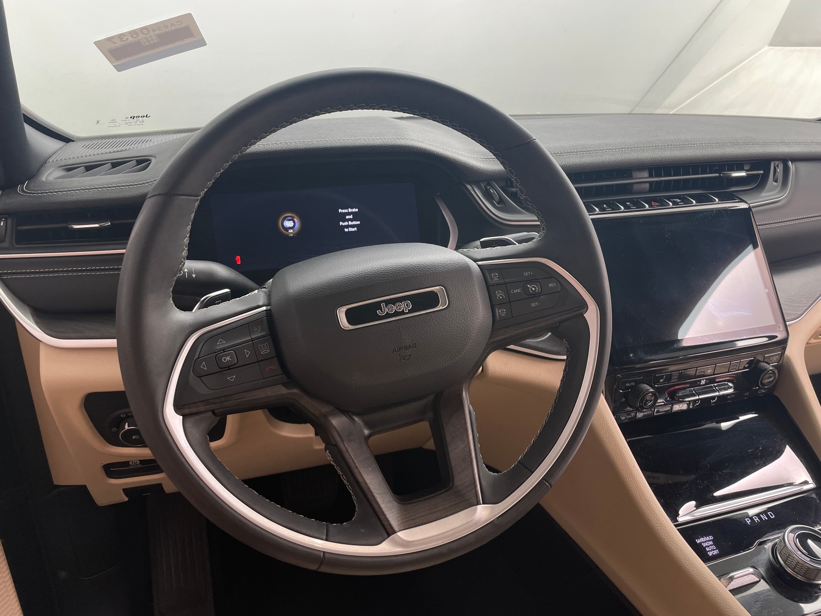 Thumbnail: 2023 Jeep Grand Cherokee - 4