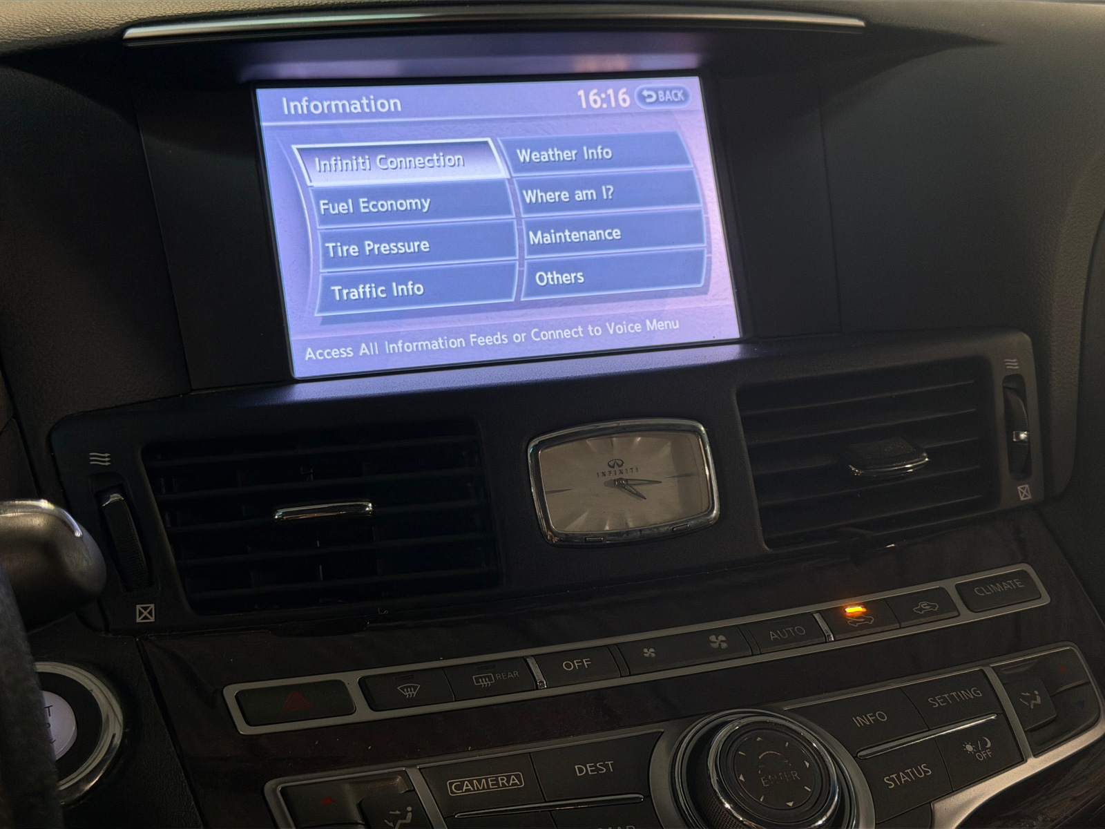 Thumbnail: 2015 INFINITI Q70 - 3