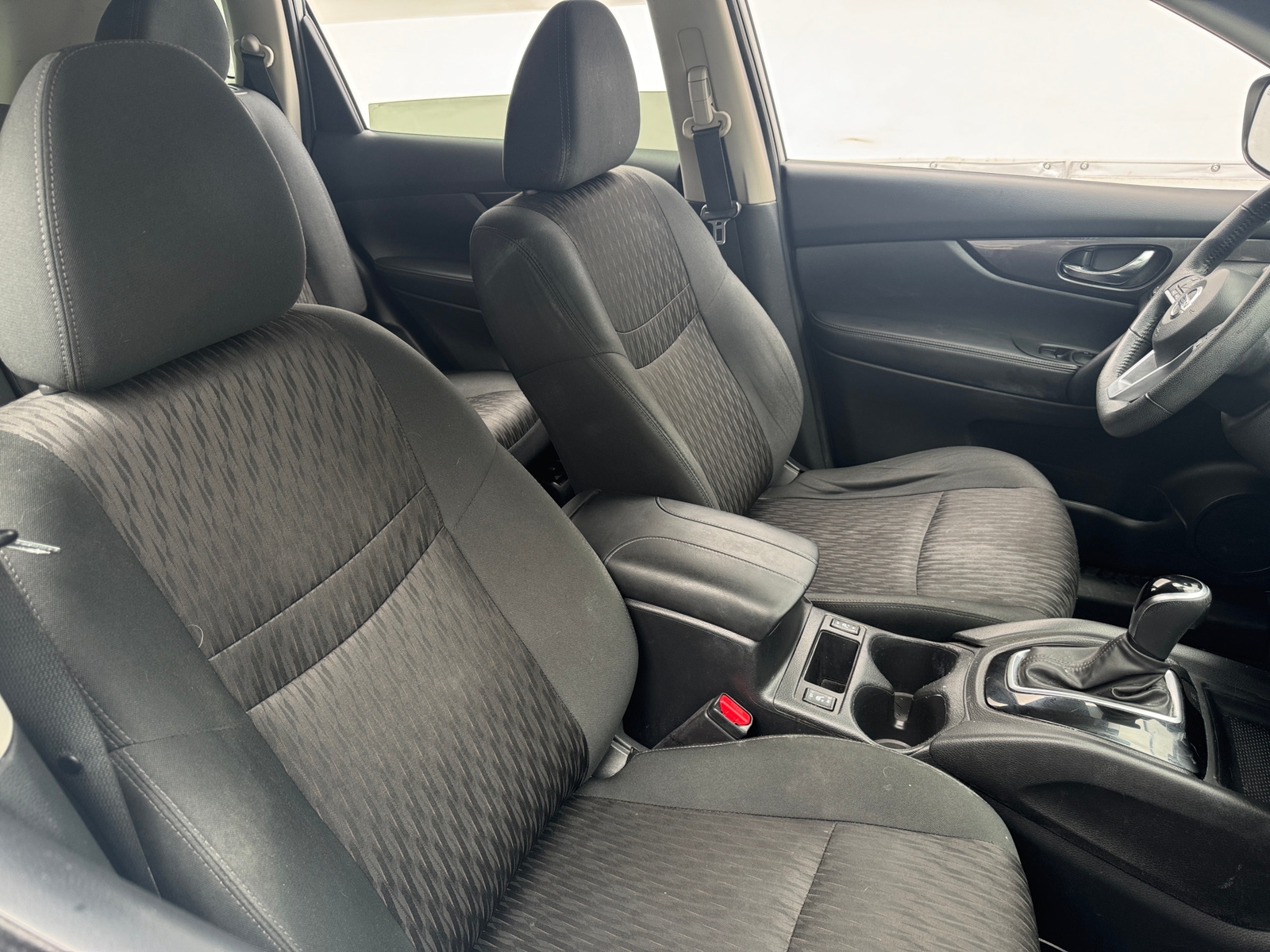Thumbnail: 2019 Nissan Rogue - 2