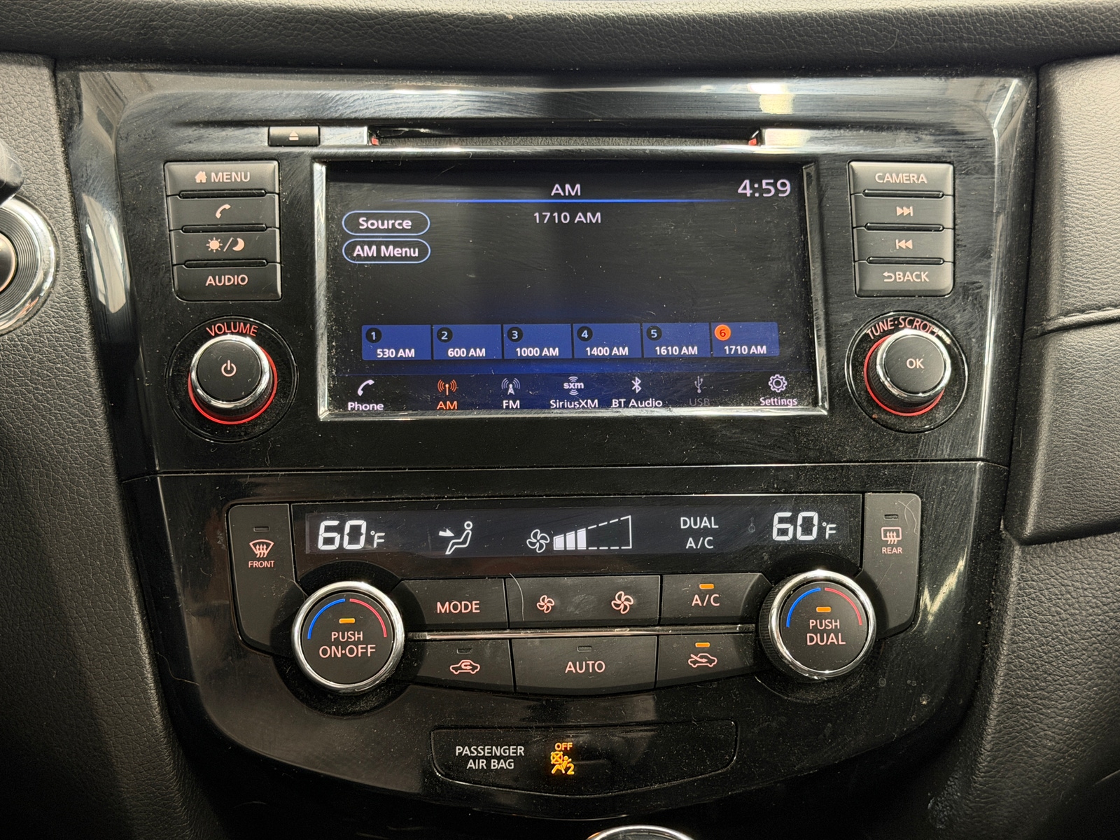 Thumbnail: 2019 Nissan Rogue - 4