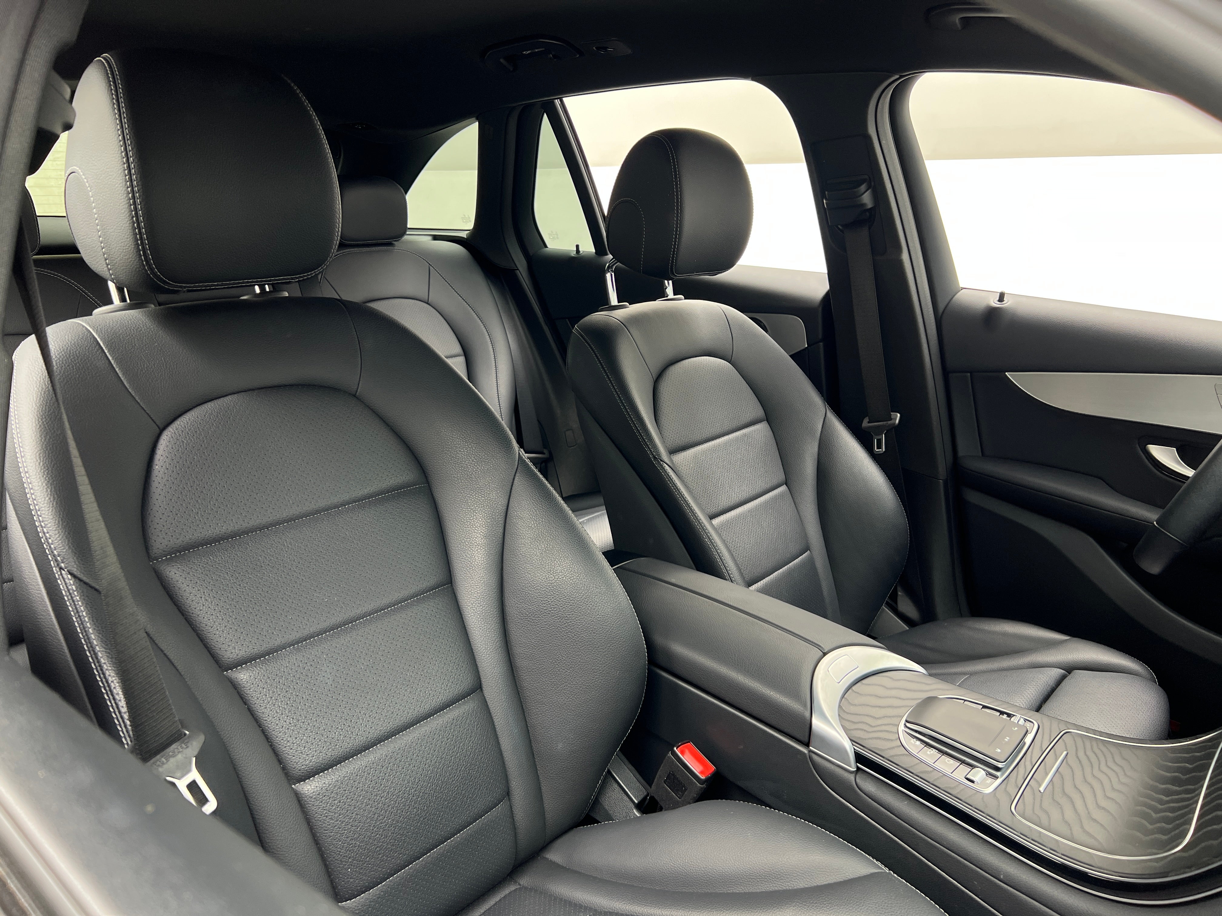 2022 Mercedes-Benz GLC